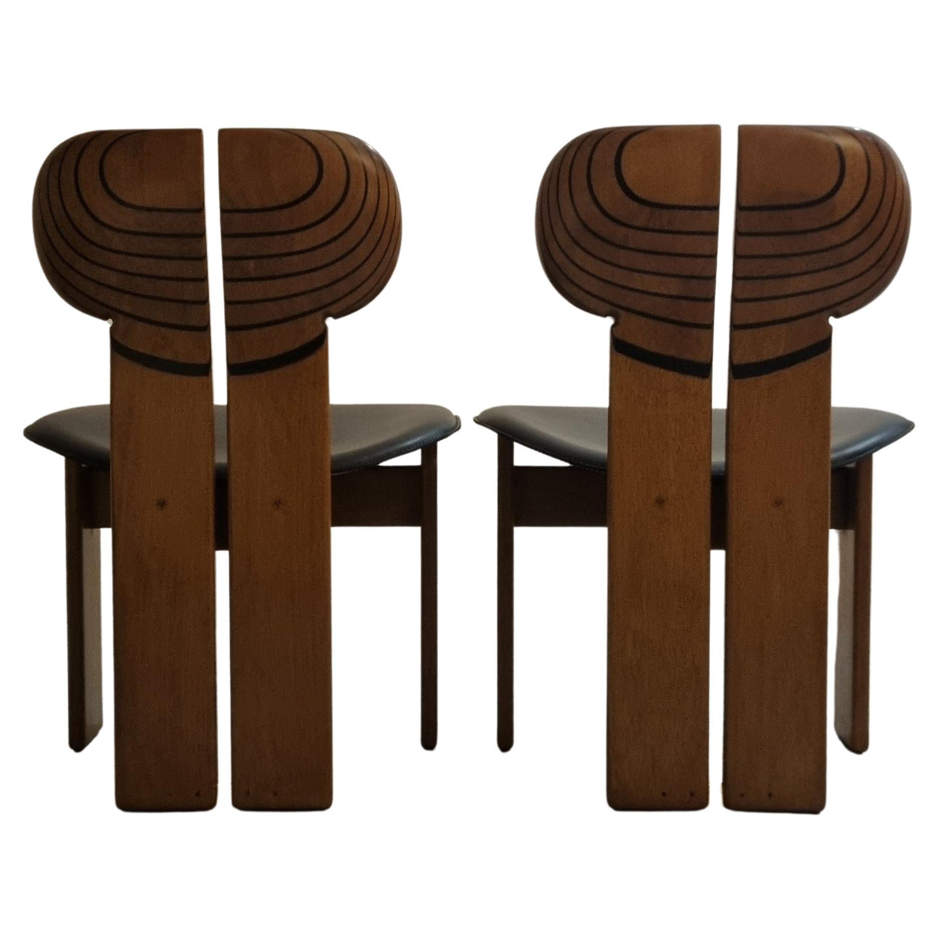 2 Afrika-Stühle, entworfen von Afra
Tobia Scarpa für Maxalto 1980er Serie Artona