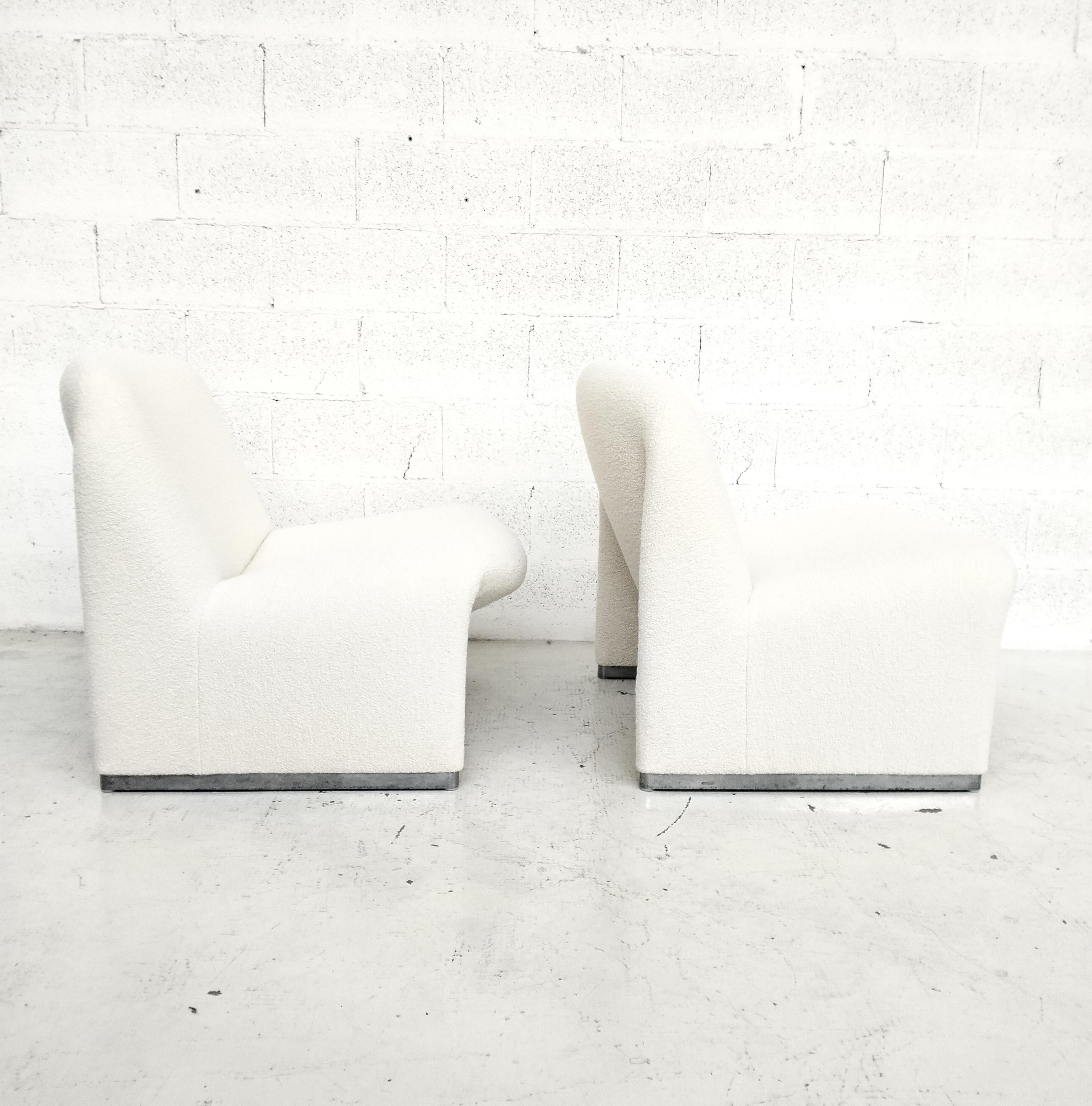 2 Alky chairs renewed white bouclè Giancarlo Piretti for Anonima Castelli  70s In Good Condition For Sale In Padova, IT