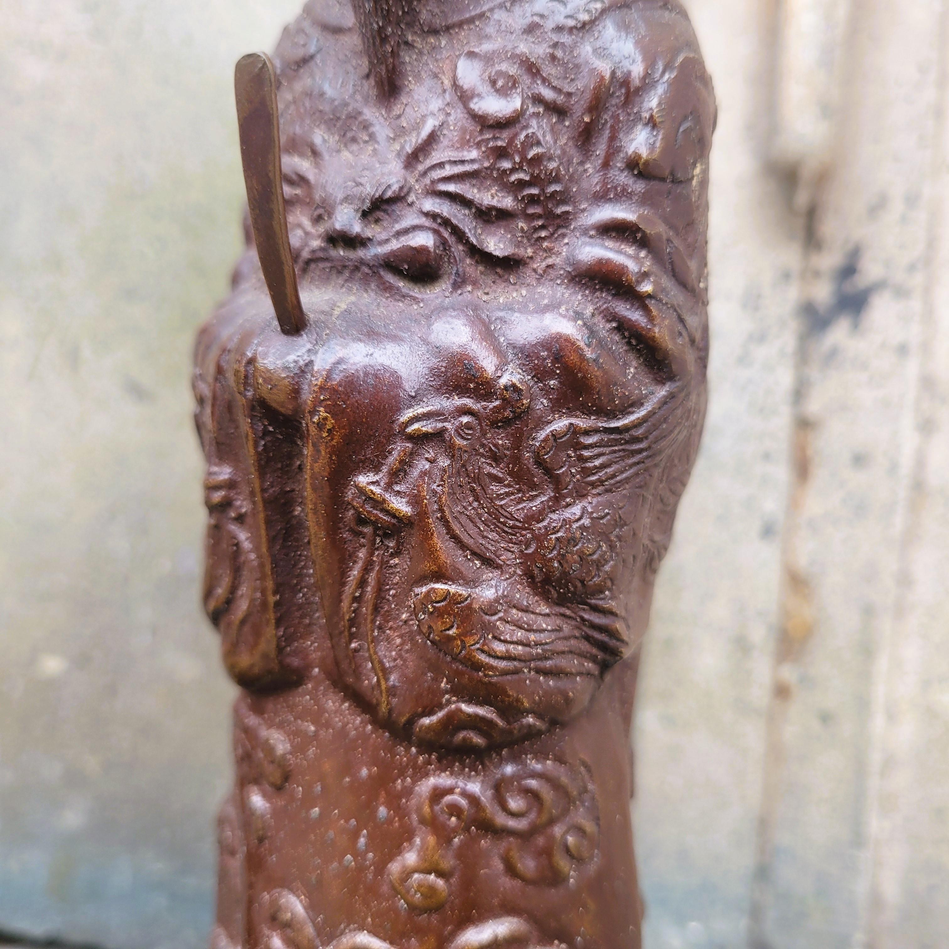 Asiatico 2 Mandarini di Annamite in bronzo, Vietnam, inizio XX secolo in vendita