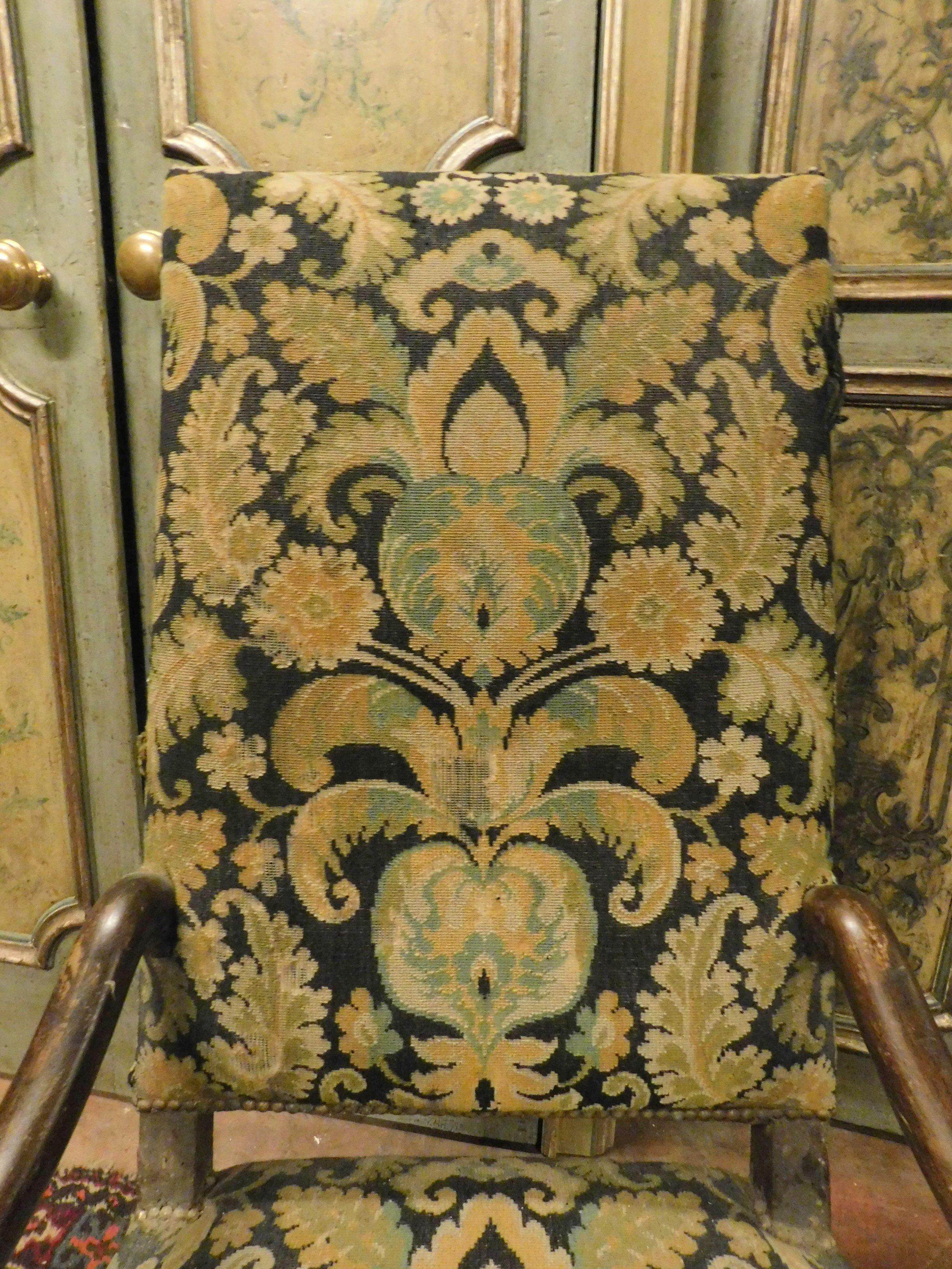 Noyer 2 fauteuils anciens, ensemble en noyer, tissu original, bobine Louis XIV, 1600 Italie en vente