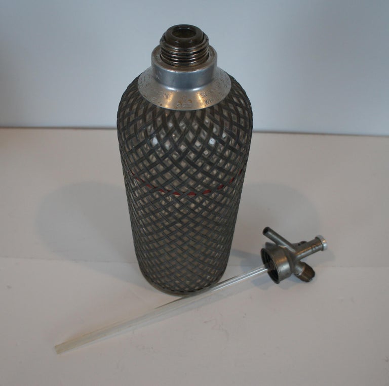 2 Antique Art Deco Sparklets Seltzer Bottles Mesh Wire Siphon Syphon Barware For Sale 4