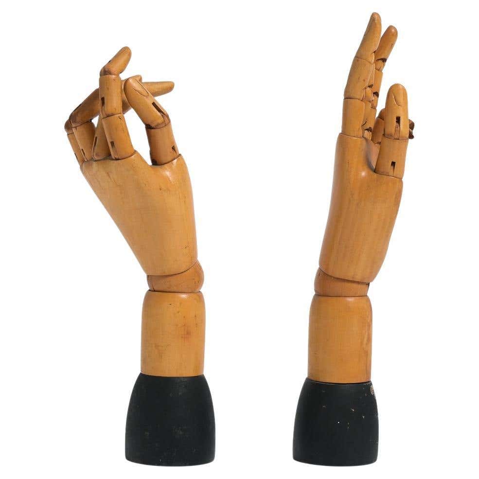 2 antique articulated wooden display hands For Sale at 1stDibs
