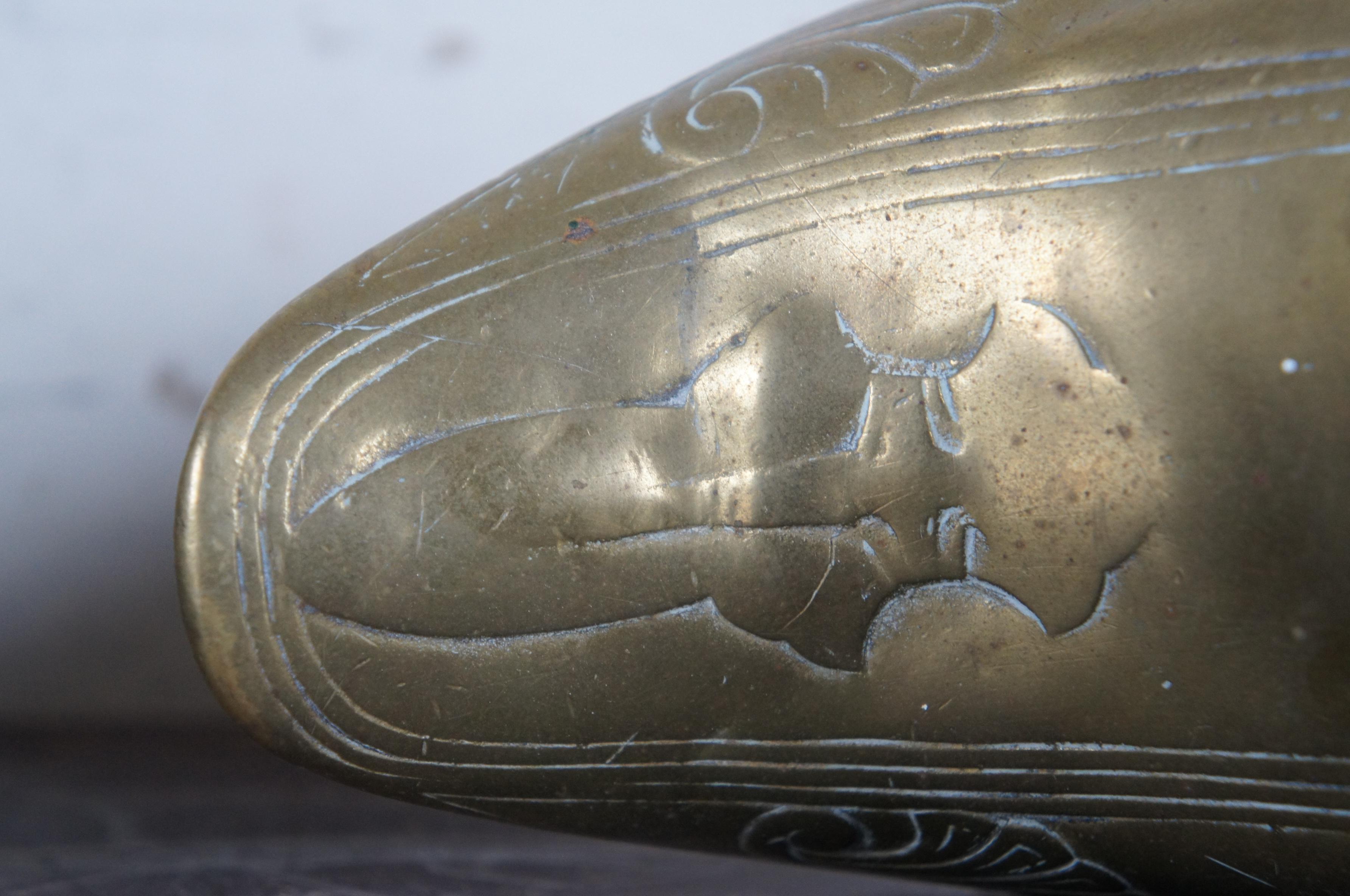 2 Antique Brass Horse Saddle Stirrups Spanish Conquistador Aztec Mayan Pair In Good Condition In Dayton, OH