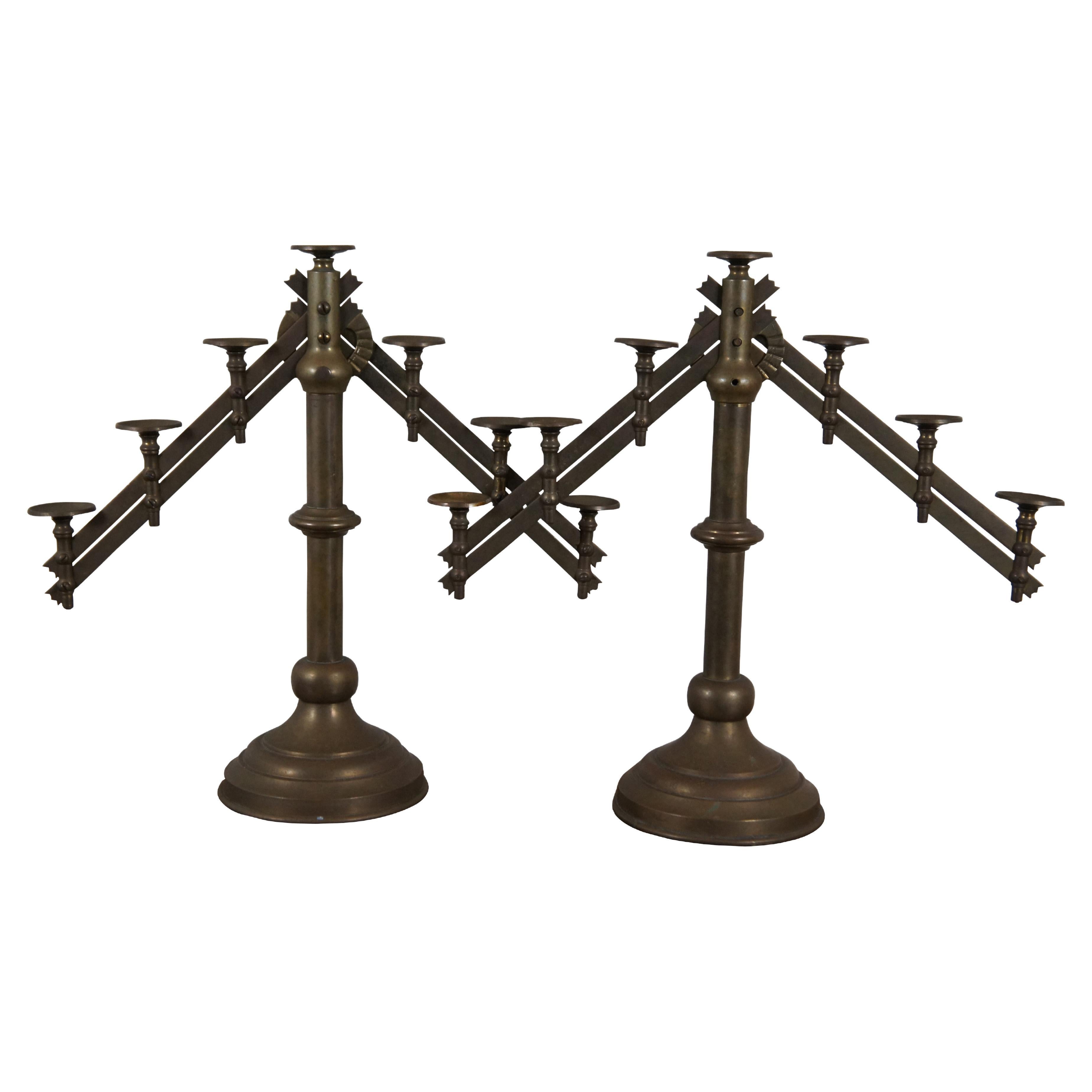 2 antike Kirchenaltar-Kerzenhalter mit 7 verstellbaren Kandelabern, Paar 