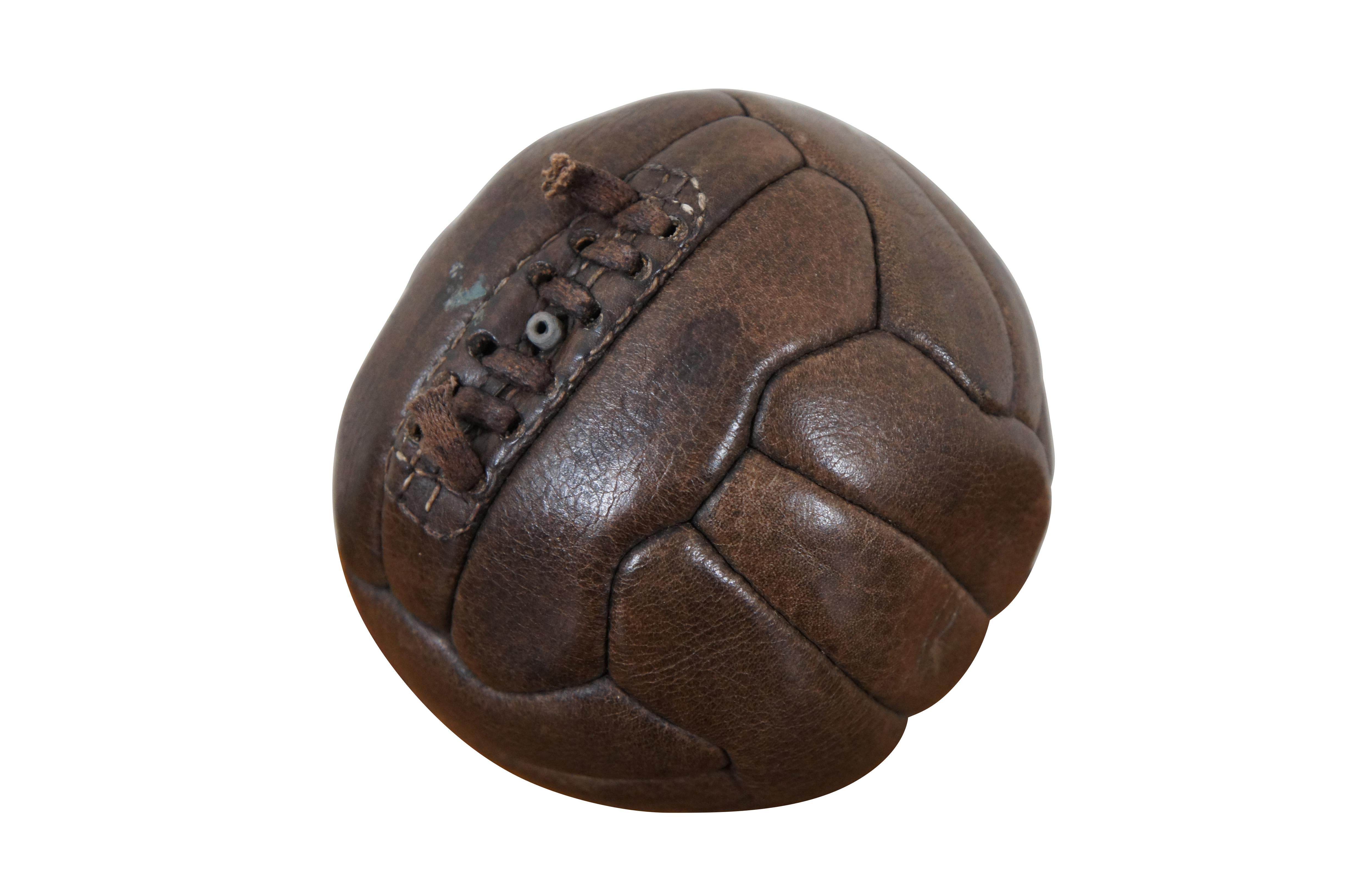 2 Antique Mark Cross Anglais Footballs Futbols Soccer Balls 6