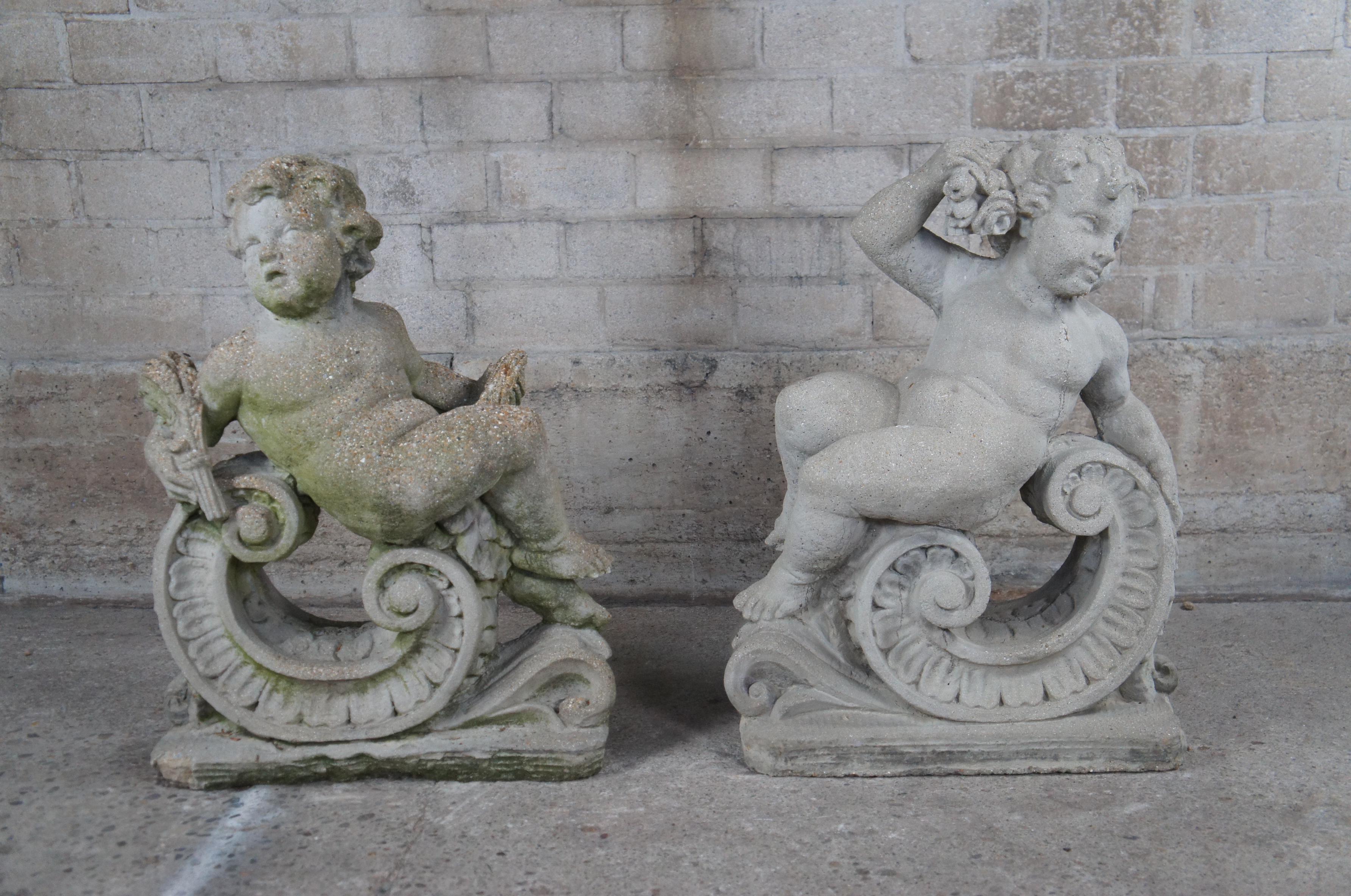 2 statues de jardin françaises anciennes en pierre de béton représentant des chérubins couchés de 30 pouces en vente 6