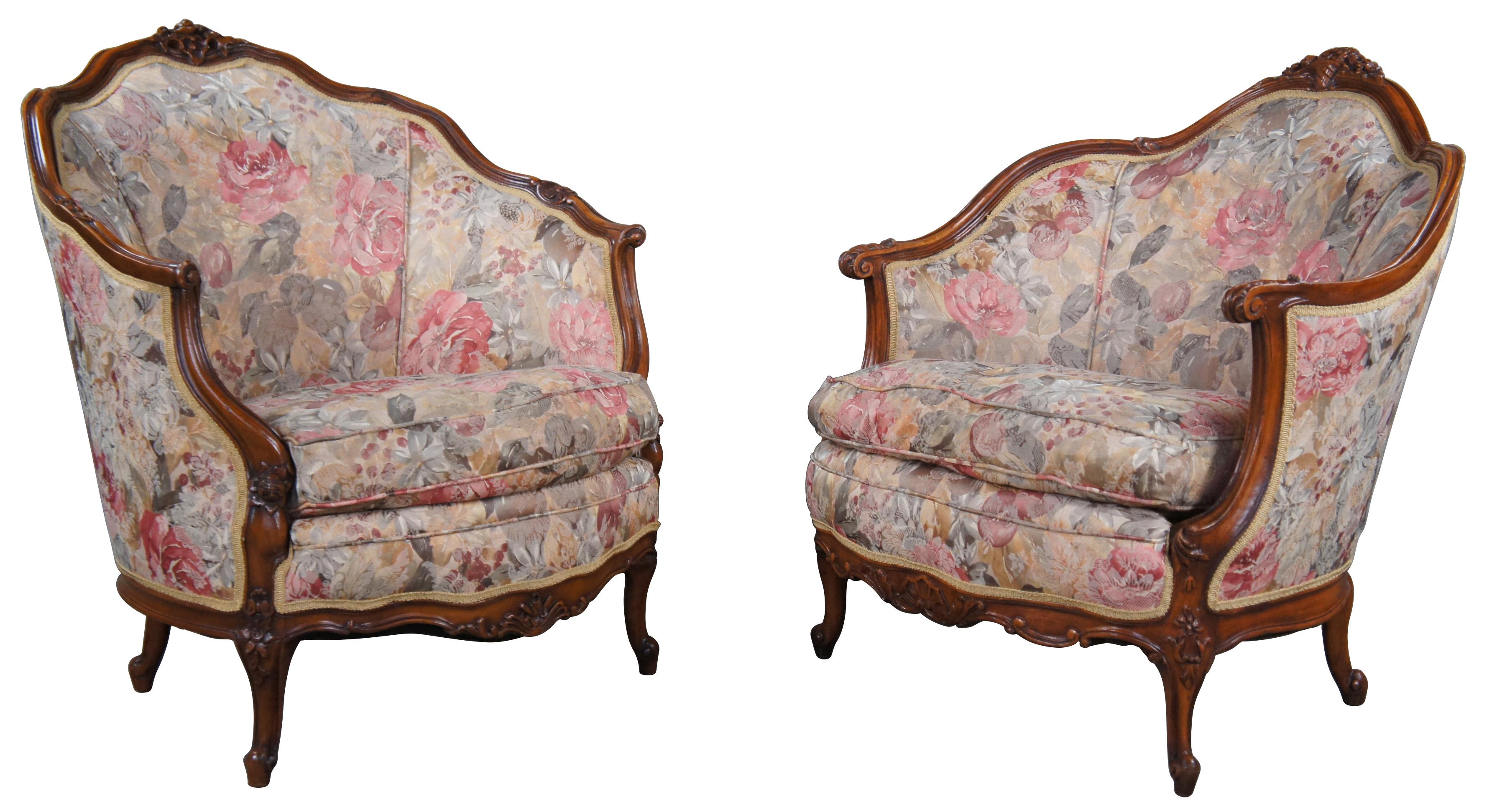 2 Antique French Louis XV Style Walnut Carved His & Hers Bergere Club Arm Chairs In Good Condition In Dayton, OH
