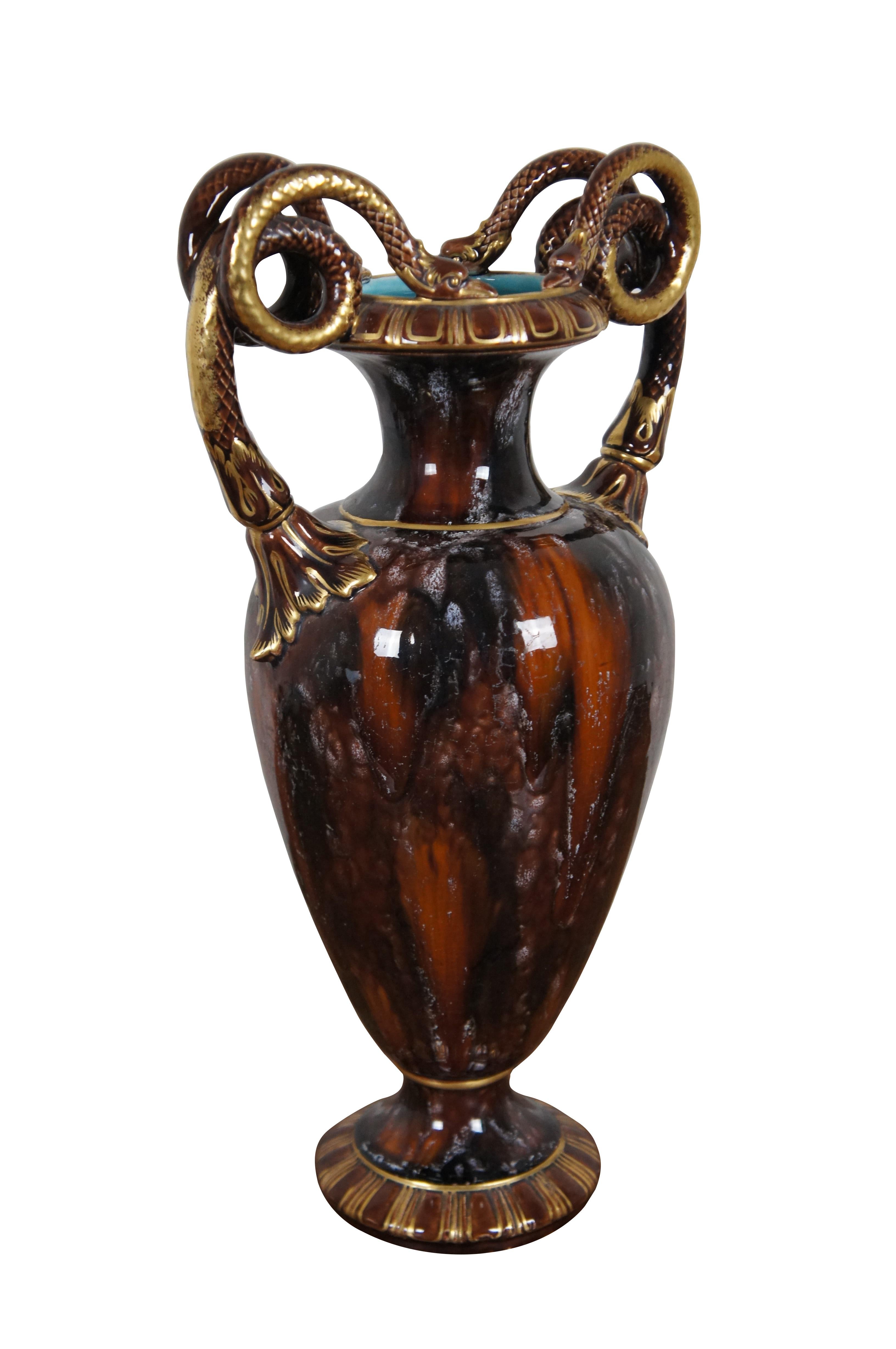 Empire 2 vase de cheminée français ancien Sarregumines Majolica serpent de 17 pouces en vente