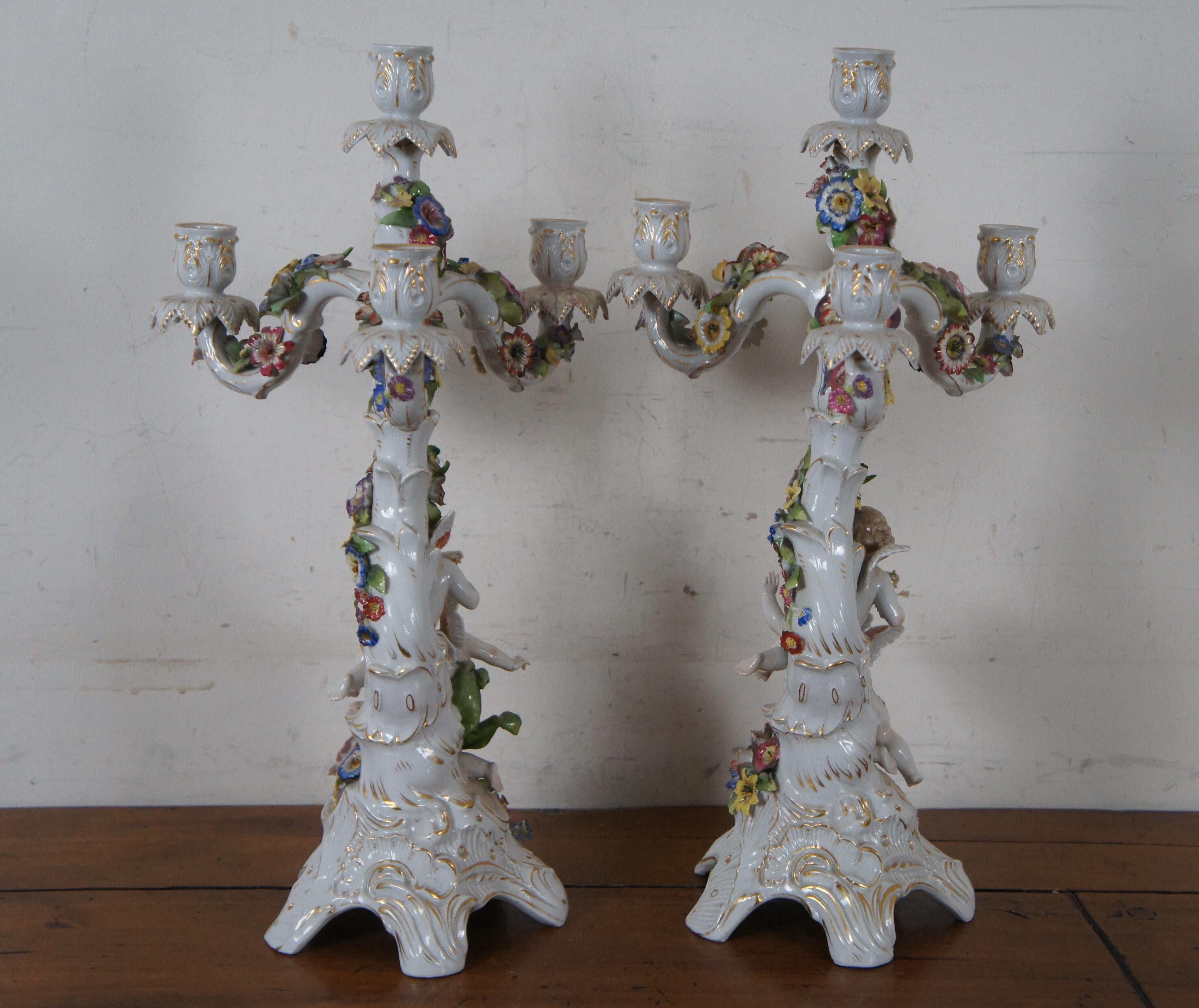 2 antike deutsche Von Schierholz Dresden Porcelain Kerzenständer Kandelaber 20