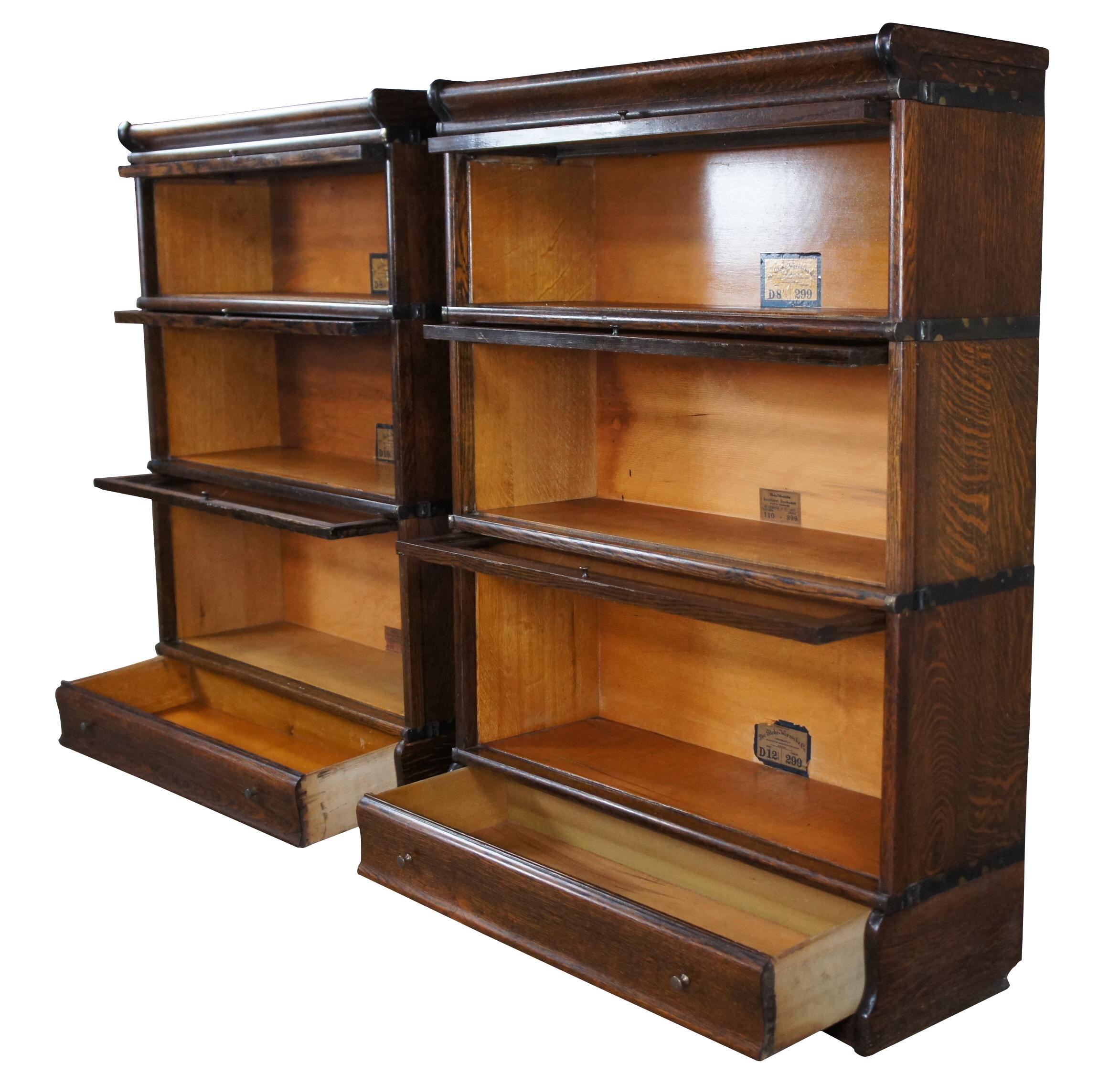 2 Antique Globe Wernicke Quartersawn Oak Mission Barrister Library Bookcase Pair In Good Condition In Dayton, OH