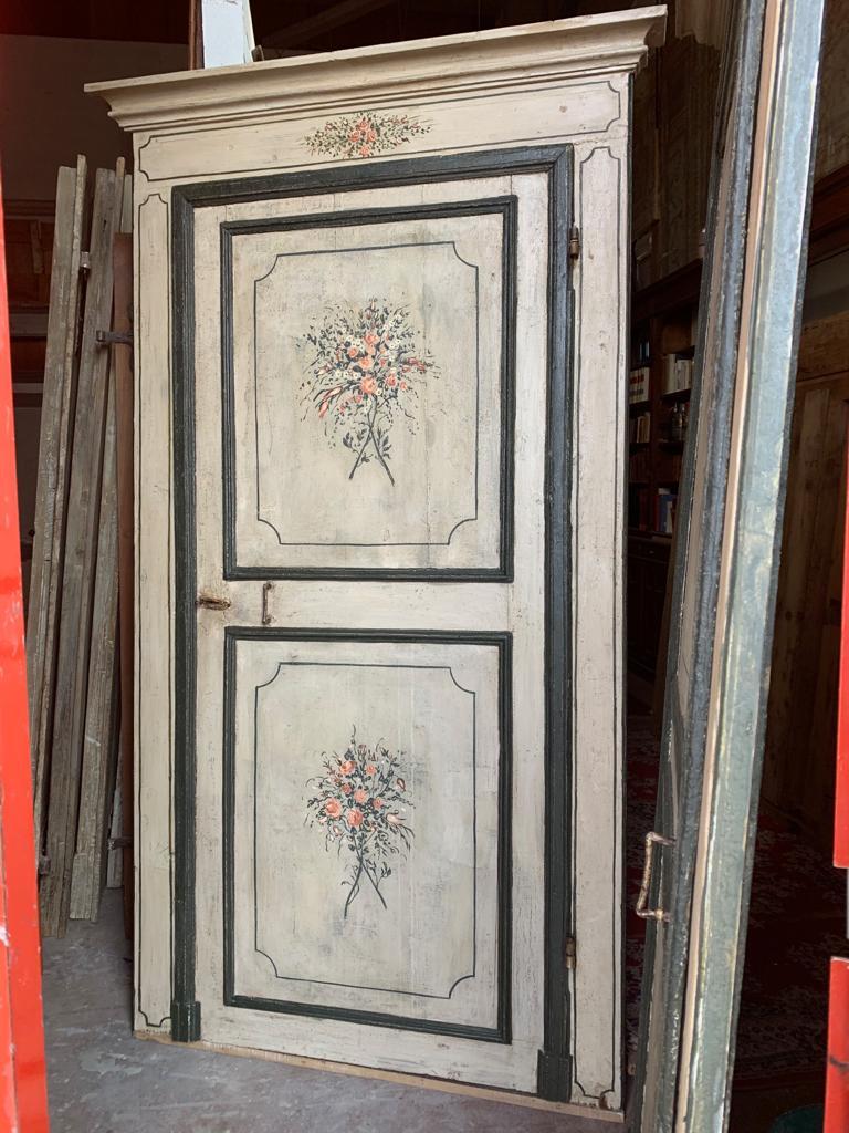 Hand-Painted 2 Antique Lacquered Doors with Frame, Green Beige Background Flowers, 1700 Italy For Sale