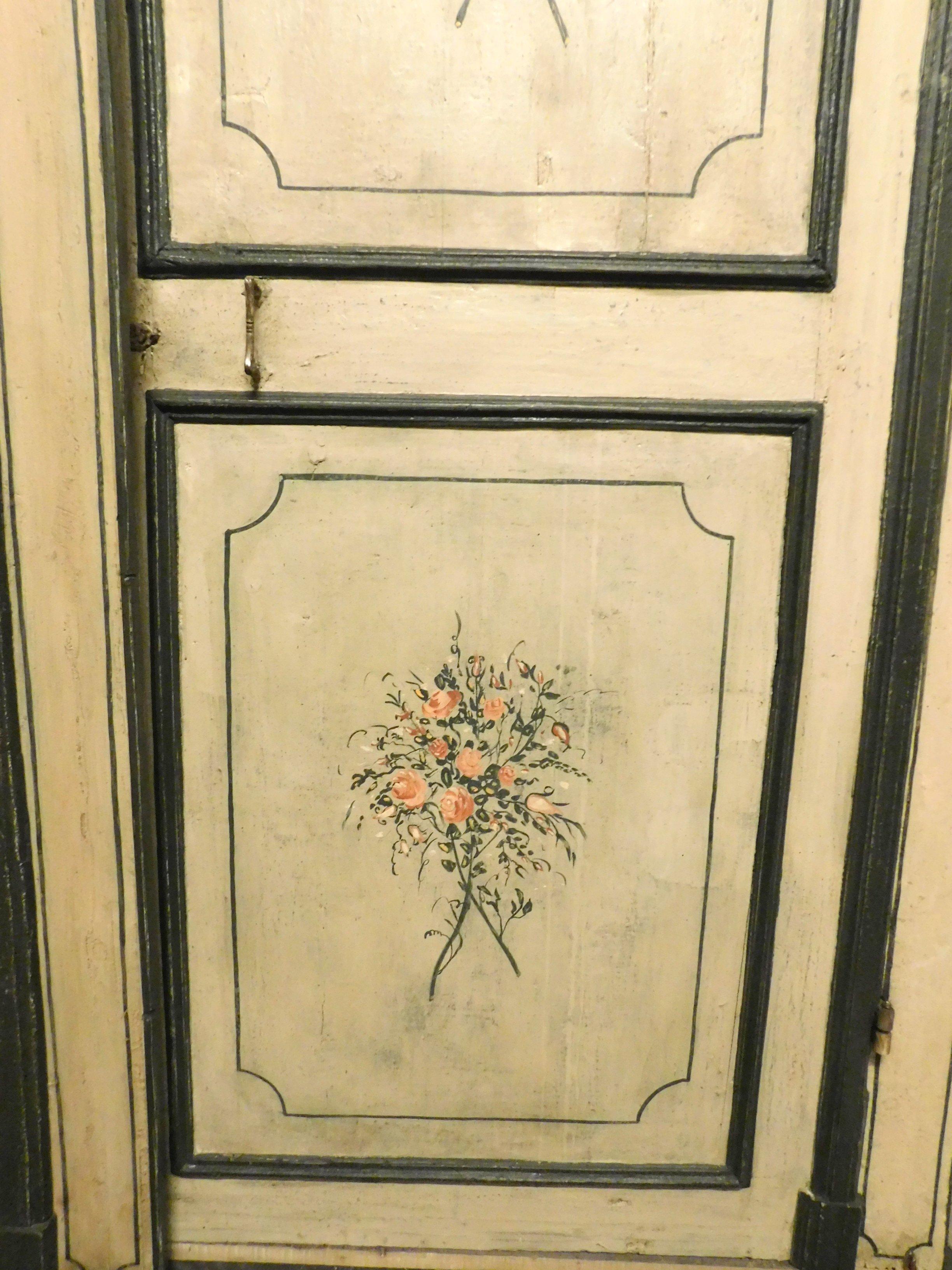 Wood 2 Antique Lacquered Doors with Frame, Green Beige Background Flowers, 1700 Italy For Sale