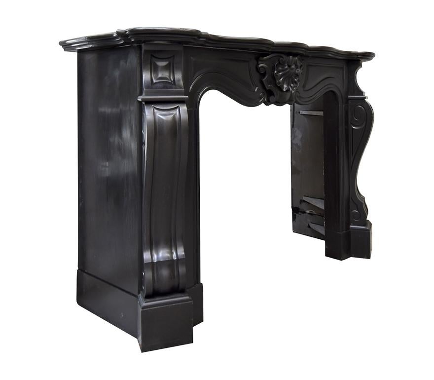 2 antique Louis XV marble fireplaces mantles from the 19th Century In Fair Condition In Udenhout, NL