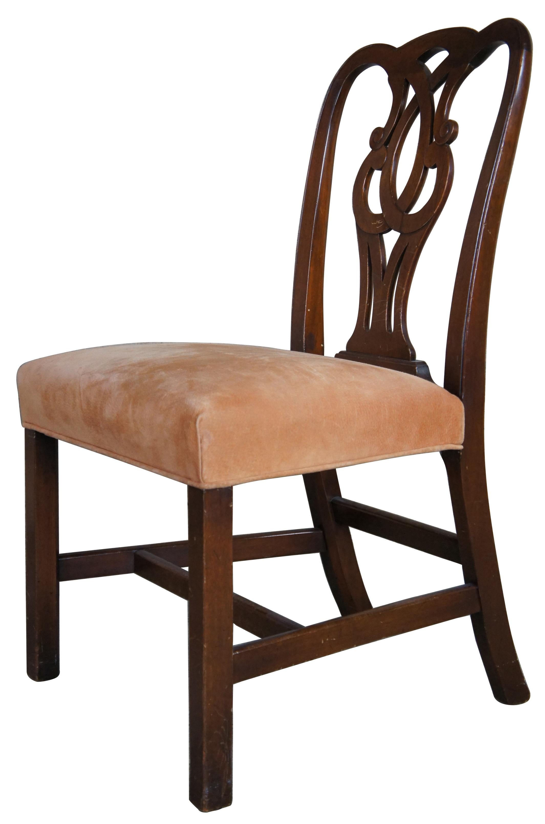 2 Antique Mahogany Chippendale Style Pretzel Back Side Chairs In Good Condition In Dayton, OH