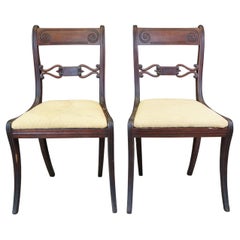 2 chaises de salle à manger d'appoint Klismos en acajou ancien Duncan Phyfe