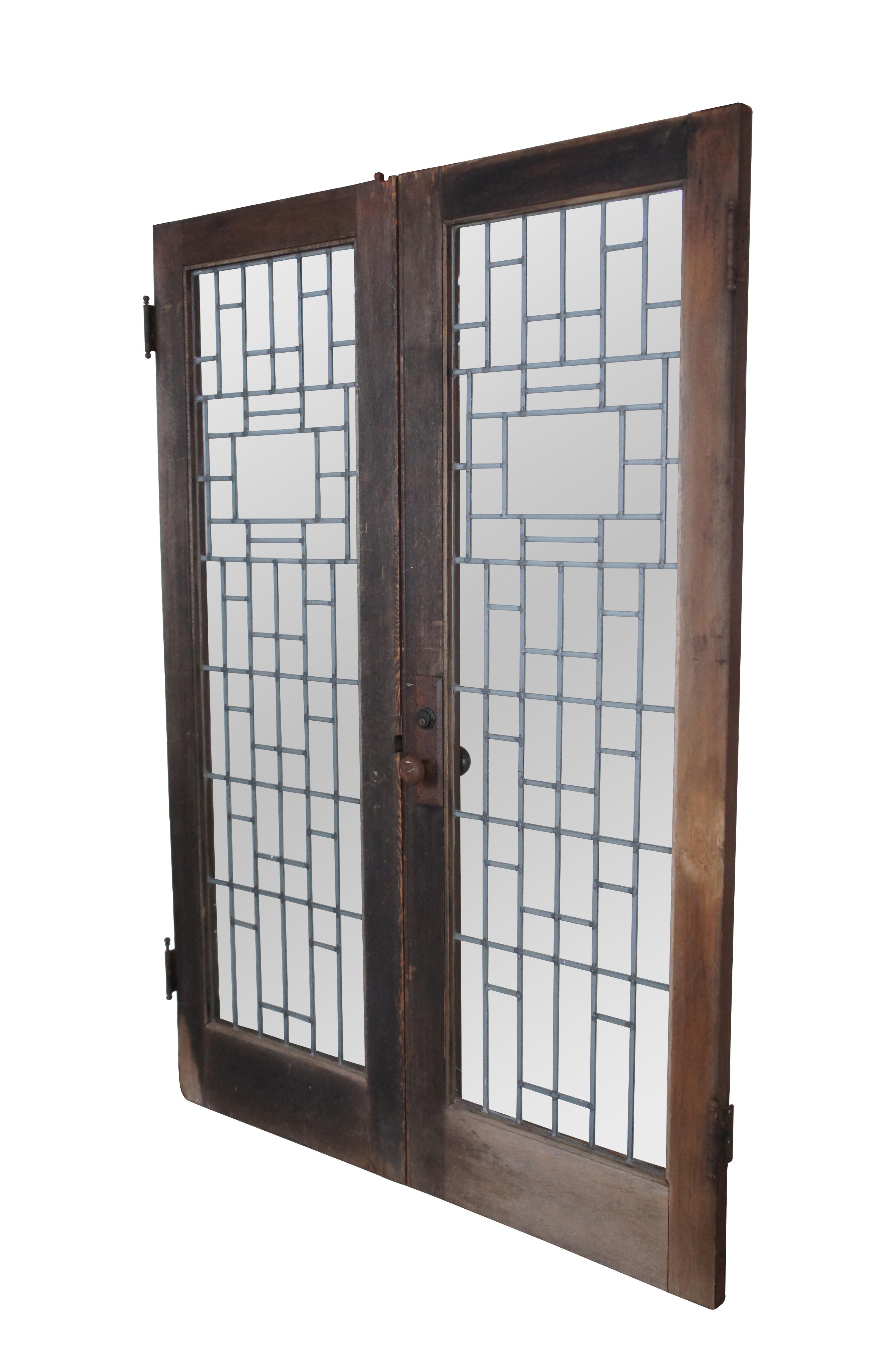 Arts and Crafts 2 portes d'entrée en verre au plomb en Oak Antiques Arts & Crafts Reclaimed 56 x 80