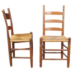 2 Sillas auxiliares de comedor antiguas de caoba estilo Shaker Style con respaldo de escalera Asiento de junco