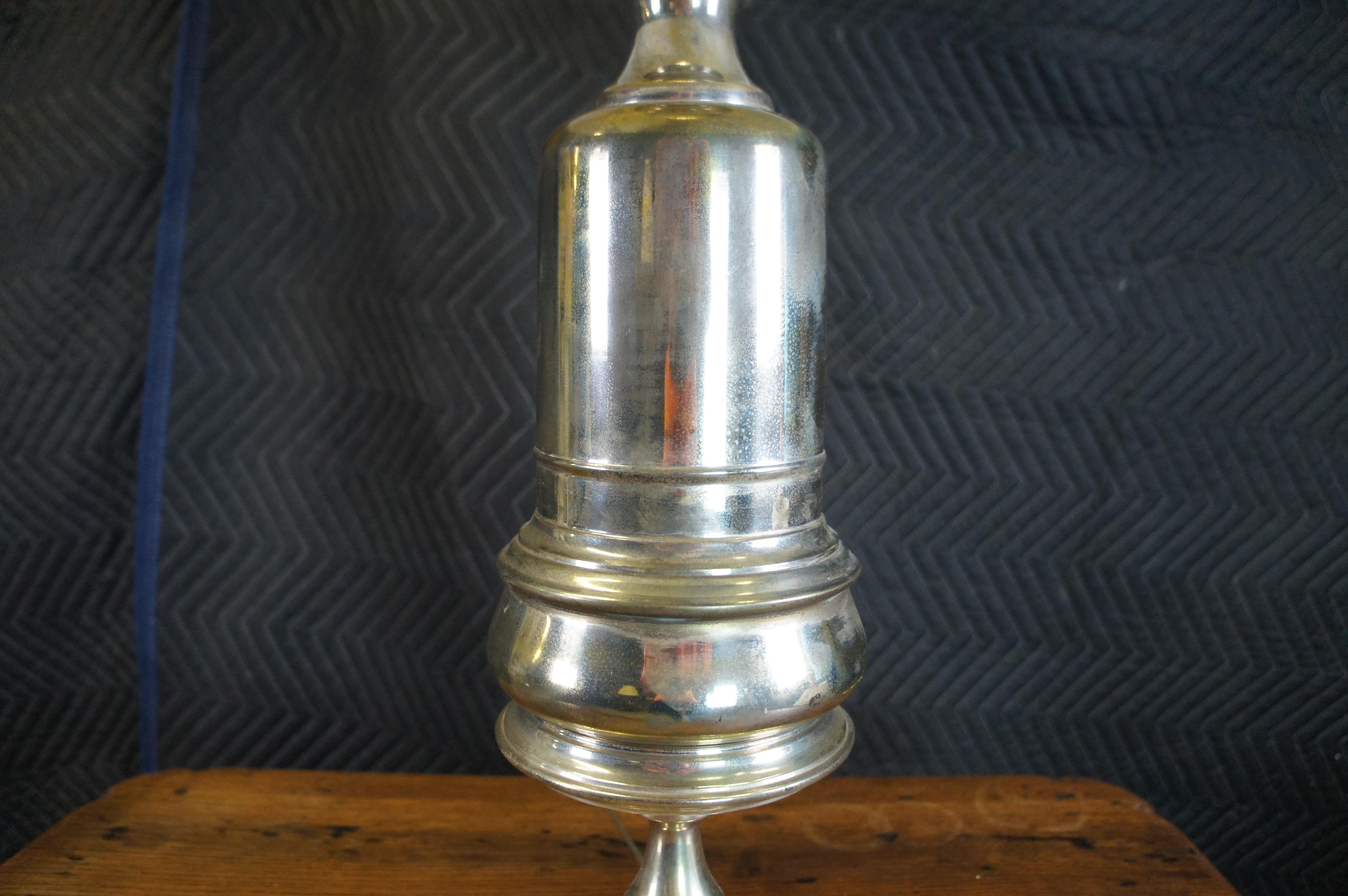Métal 2 lampes à huile converties en urne de cheminée en métal argenté 31 pouces en vente