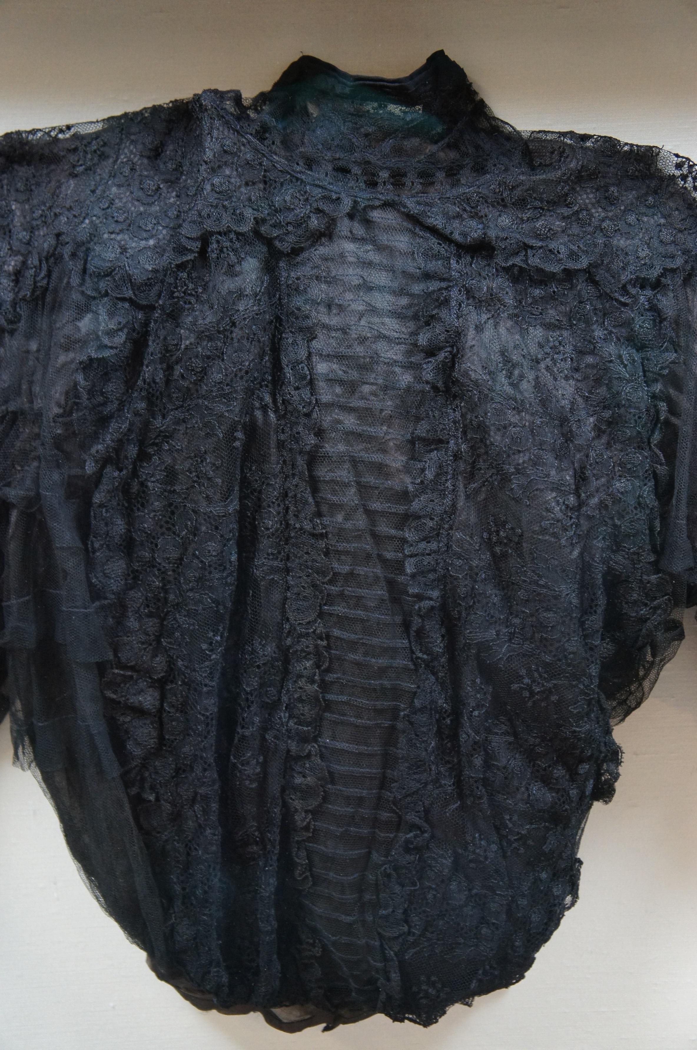 2 Antique Victorian Black Velvet & Lace Bodice & Shirtwaist Shadowboxes 30