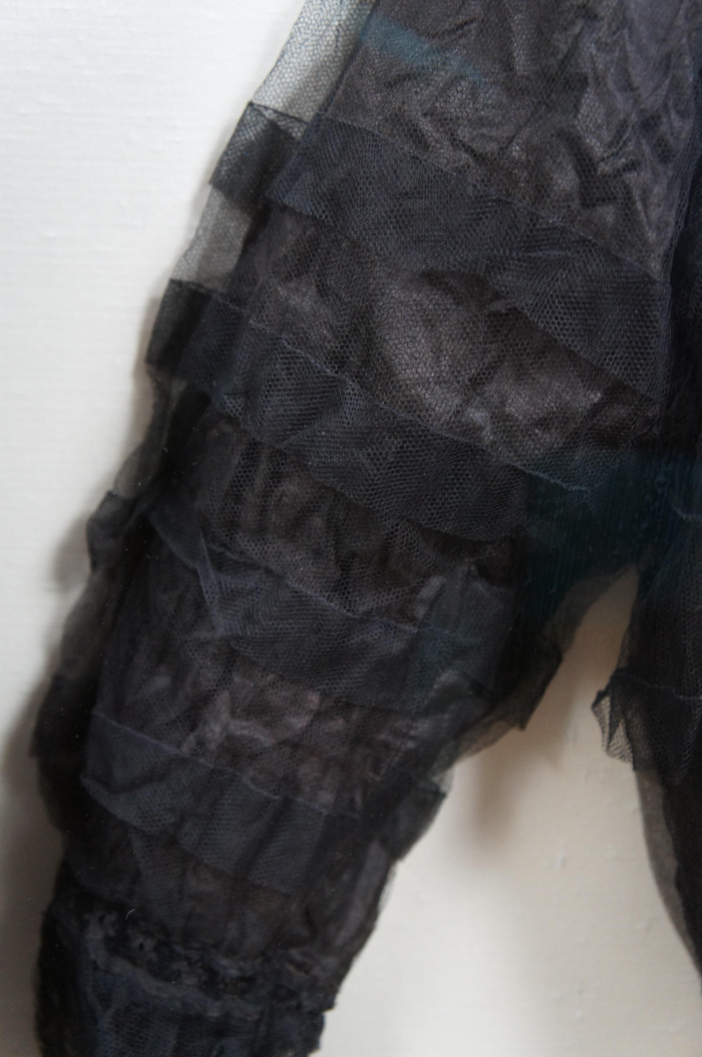 2 Antique Victorian Black Velvet & Lace Bodice & Shirtwaist Shadowboxes 30