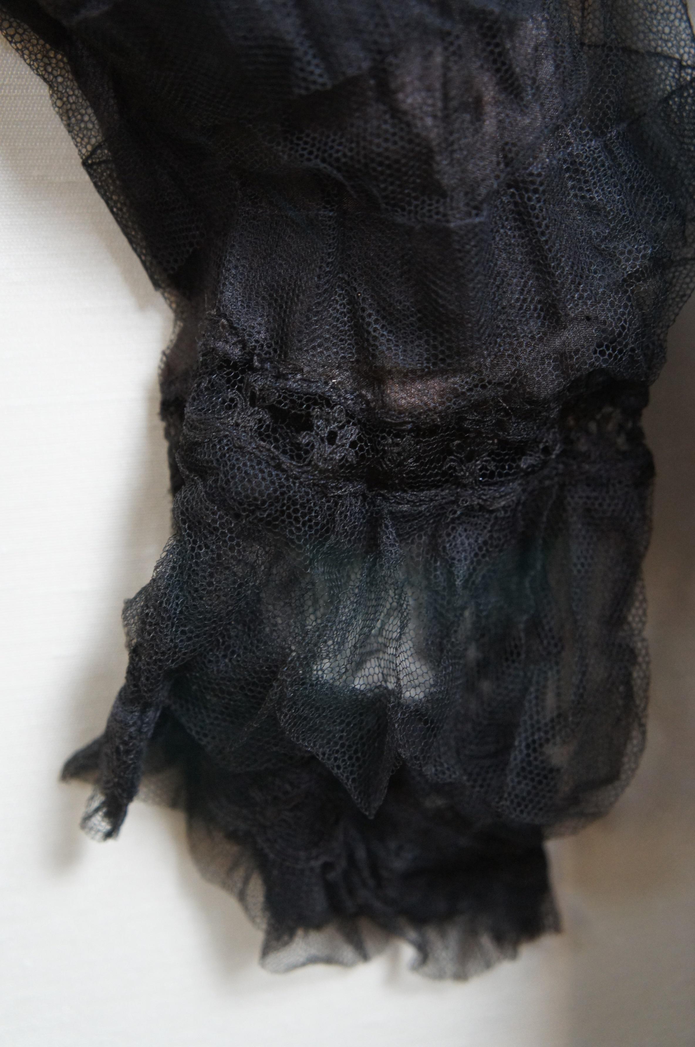 2 Antique Victorian Black Velvet & Lace Bodice & Shirtwaist Shadowboxes 30