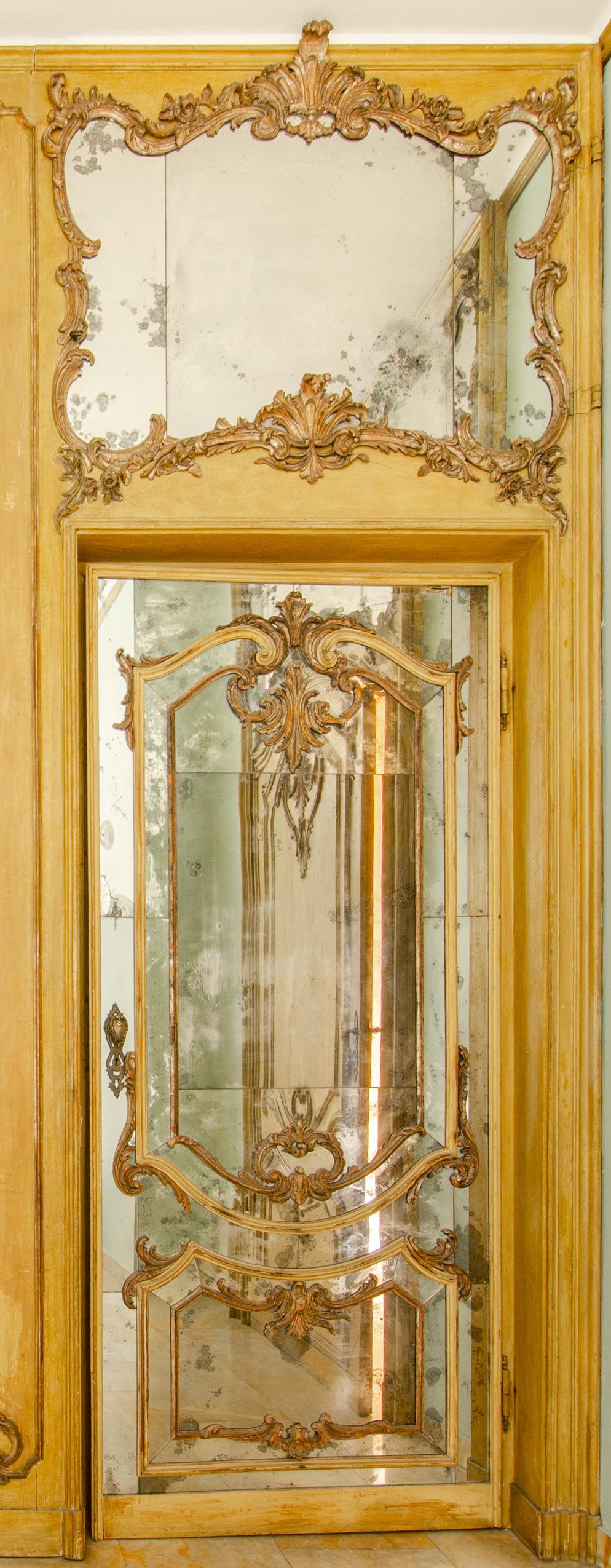 baroque door design