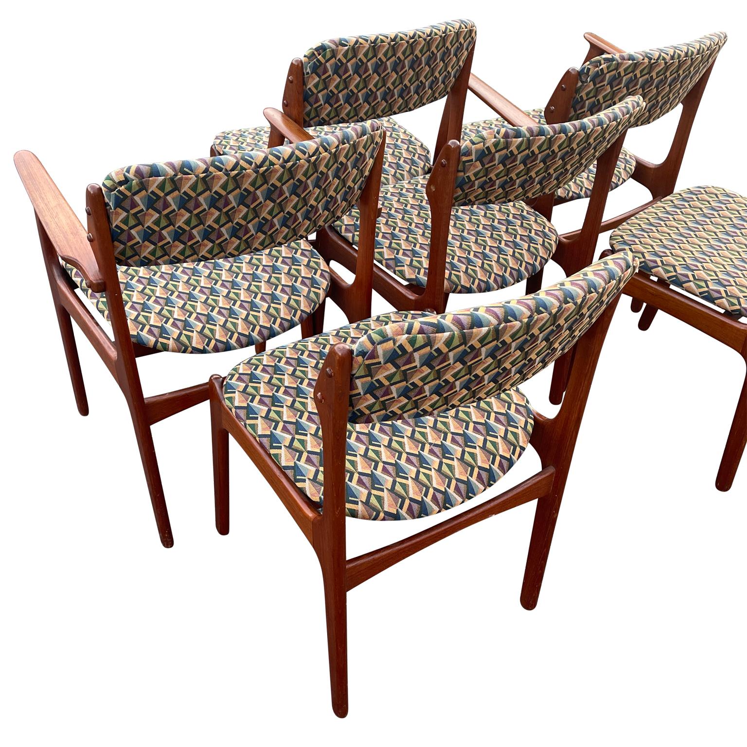 Hand-Crafted Set of 6 Danish Dining Chairs by Domus Odense, Denmark Scandinavia