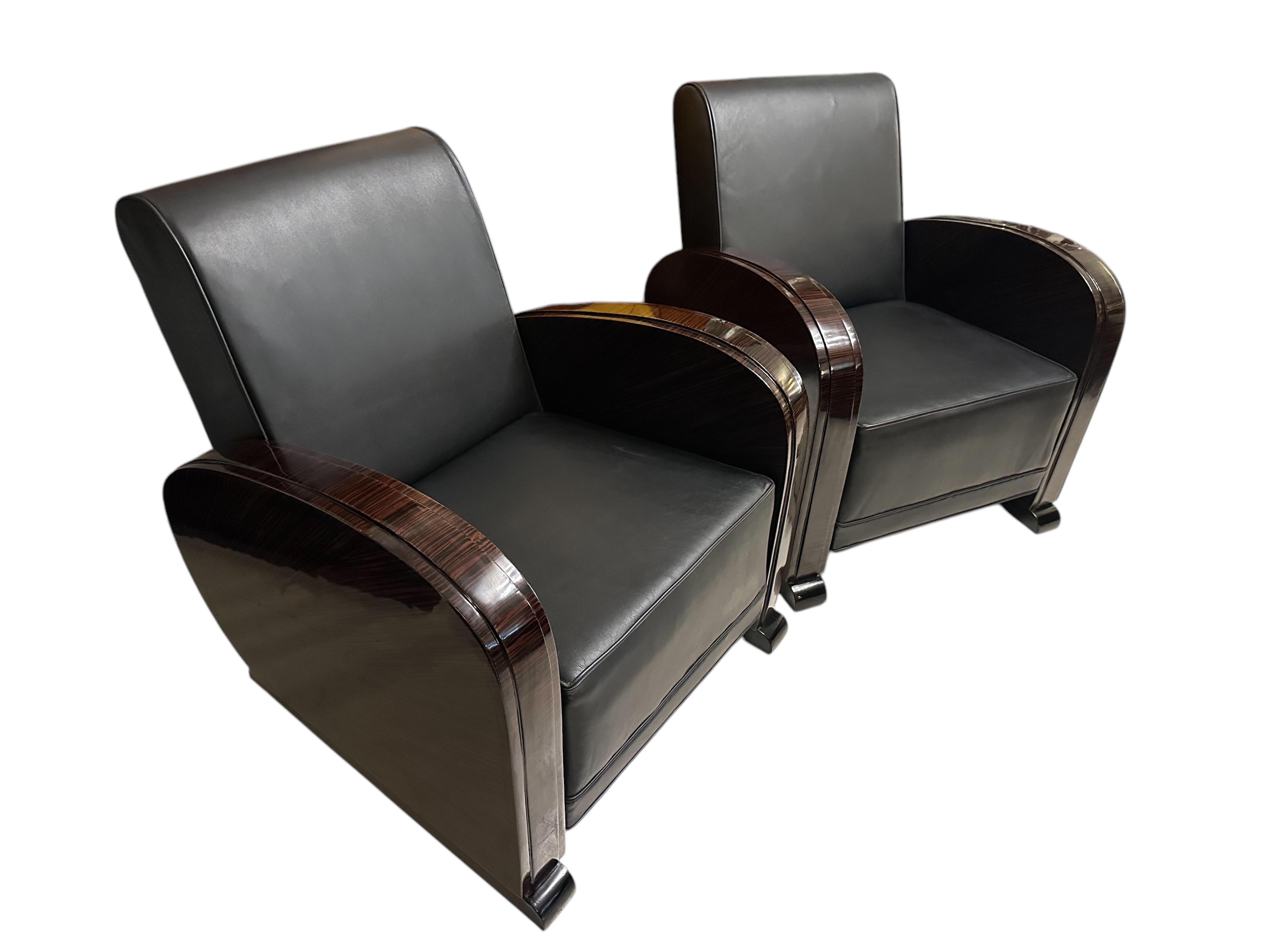2 Armchairs Art Deco in wood and leather, Made in France, 1920 In Good Condition For Sale In Ciudad Autónoma Buenos Aires, C
