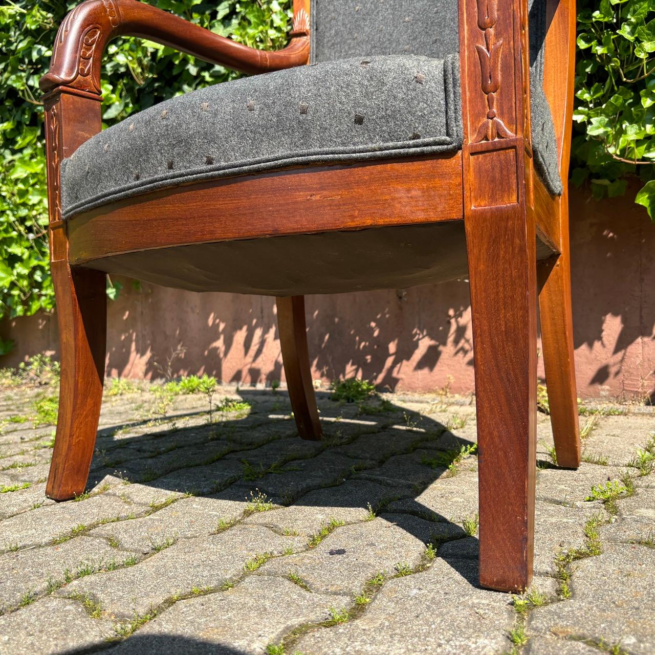2 poltrone  Classicismo - Impero  Noce in vendita 1