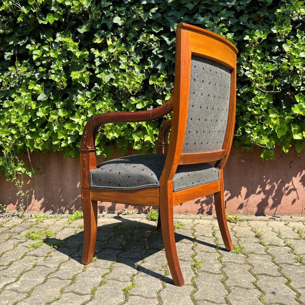 2 poltrone  Classicismo - Impero  Noce in vendita 3