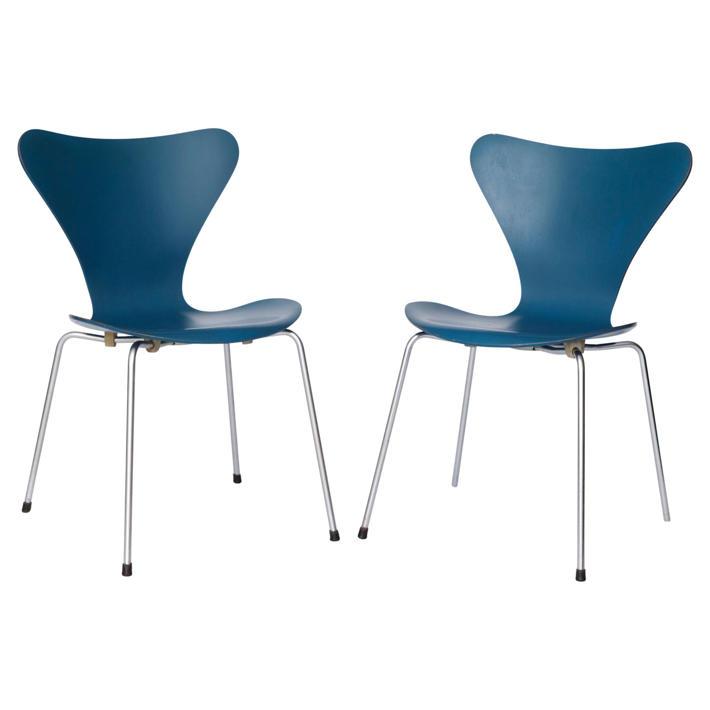 2 Arne Jacobsen Series 7 Chairs – Model 3107 – Fritz Hansen Vintage 1950s Dining