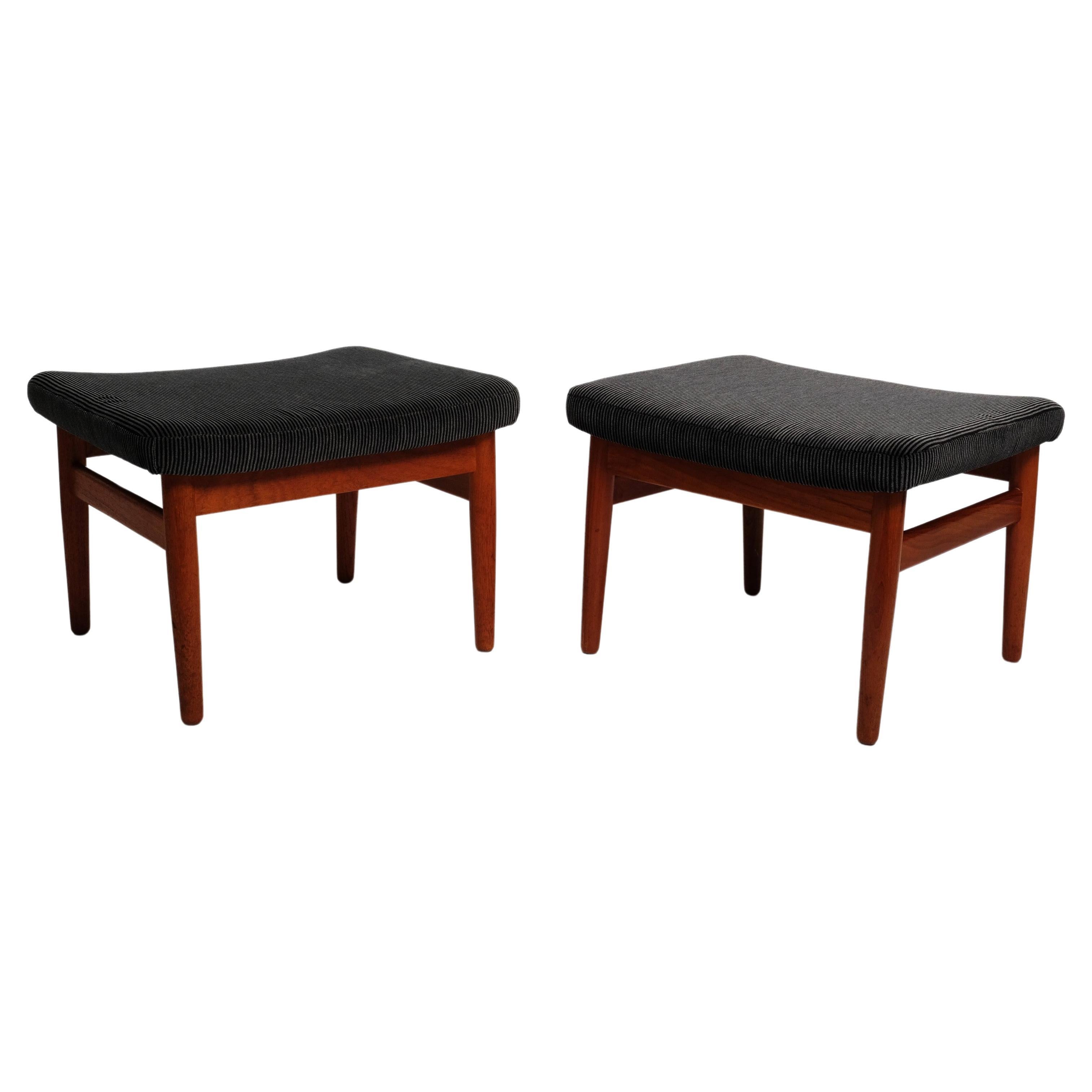 Two Mid-Century Stools by Arne Vodder FD164 Ottomans France & Son, Denmark 1960s For Sale