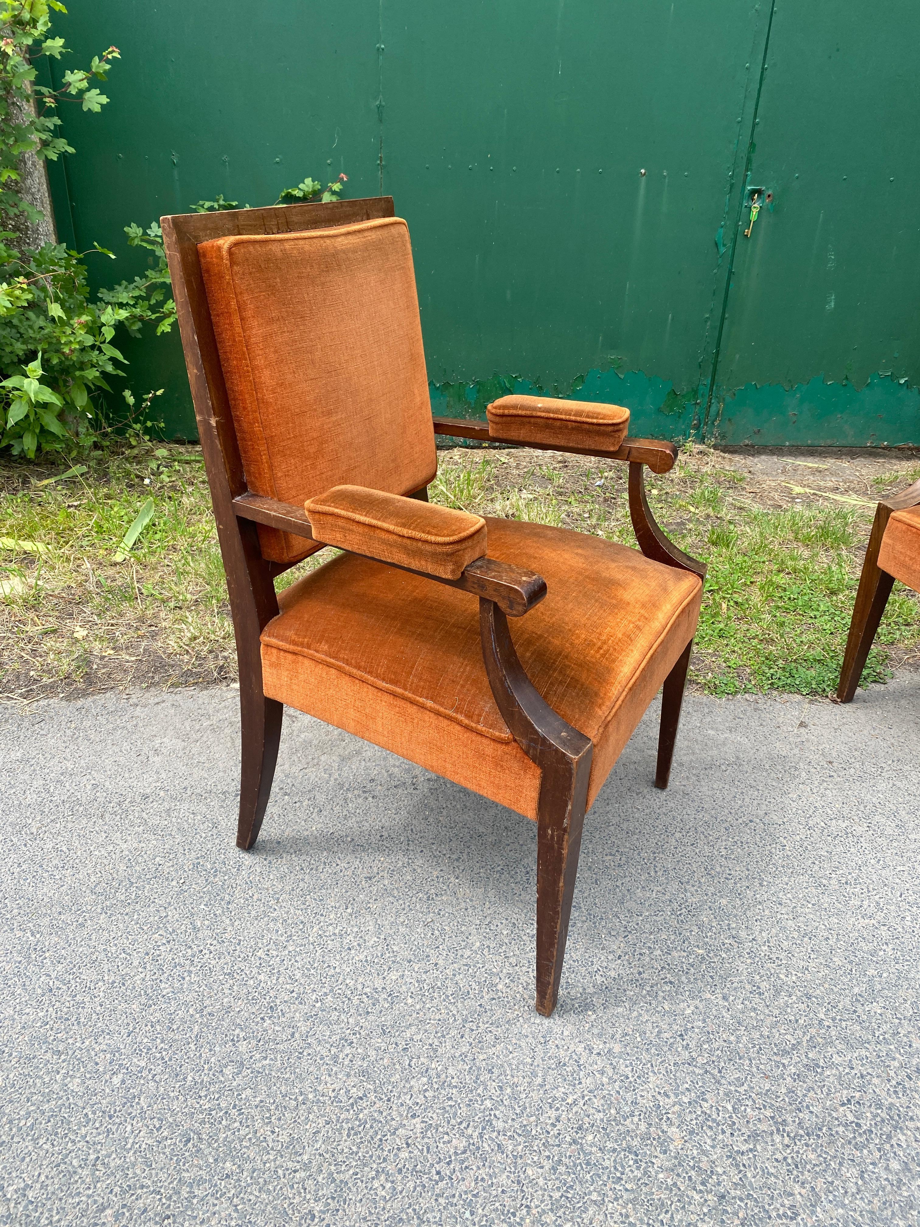 2 Poltrona Art Deco in noce nello stile di Andre Arbus, circa 1940 in vendita 3