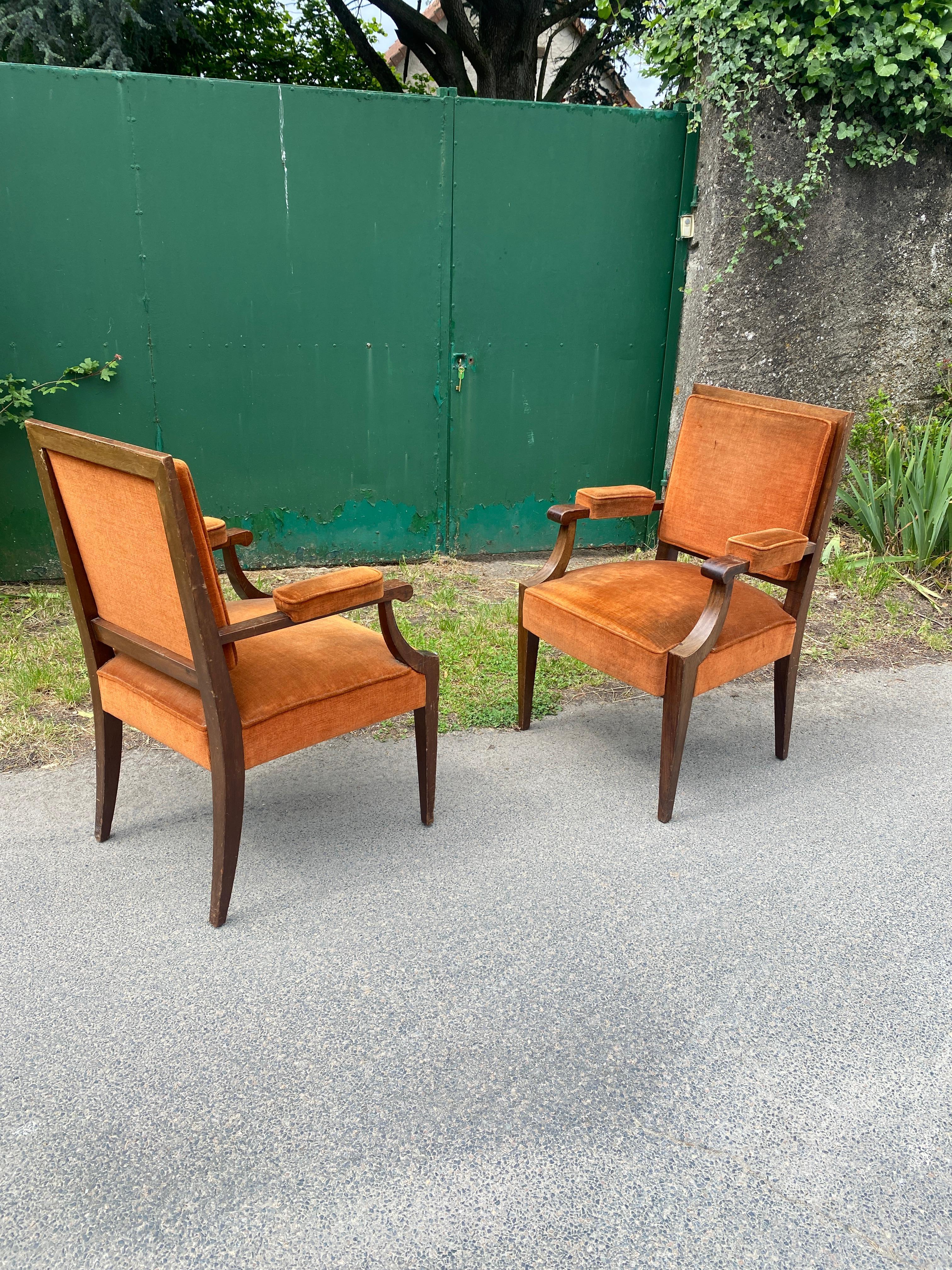 2 Poltrona Art Deco in noce nello stile di Andre Arbus, circa 1940 in vendita 4