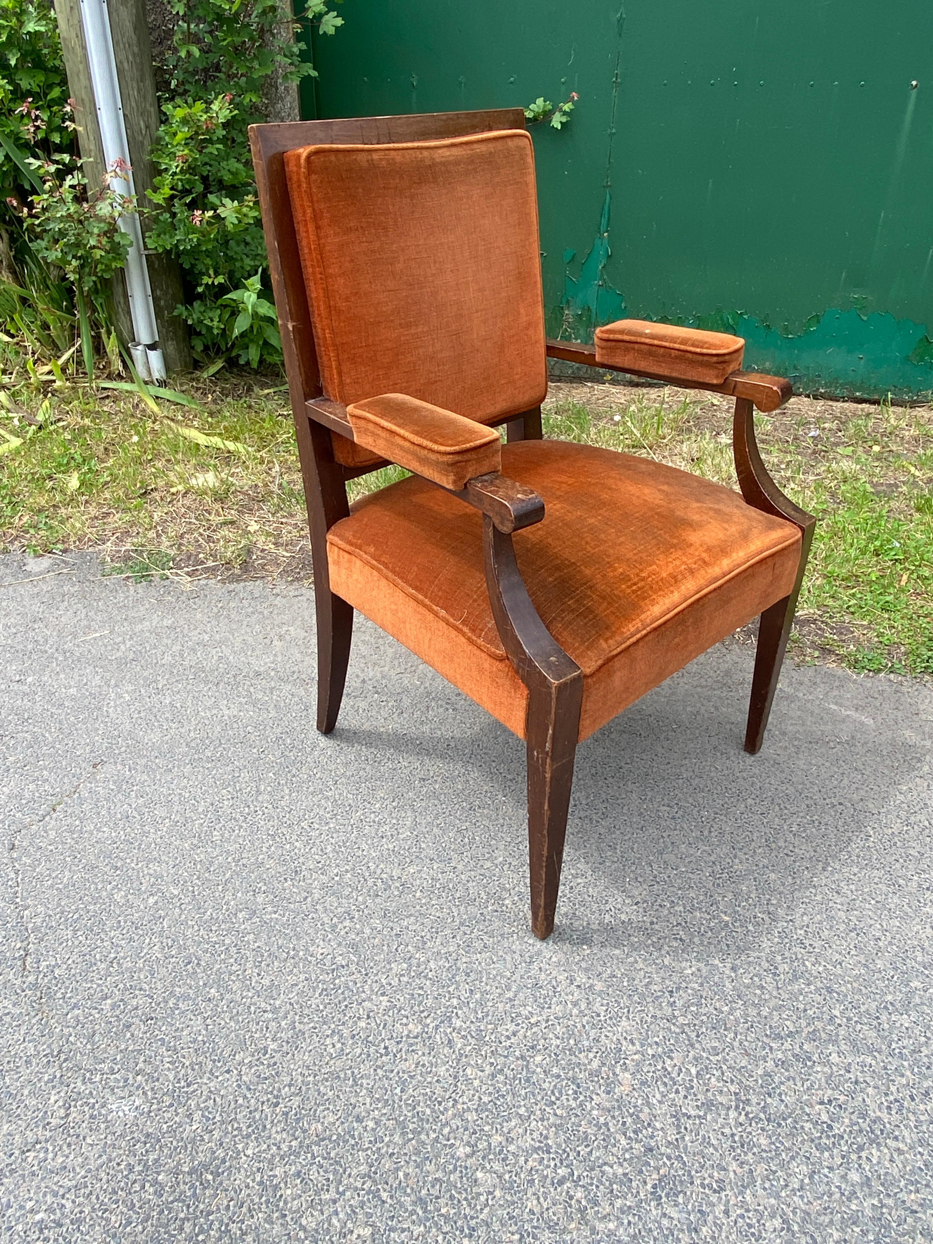 Noce 2 Poltrona Art Deco in noce nello stile di Andre Arbus, circa 1940 in vendita
