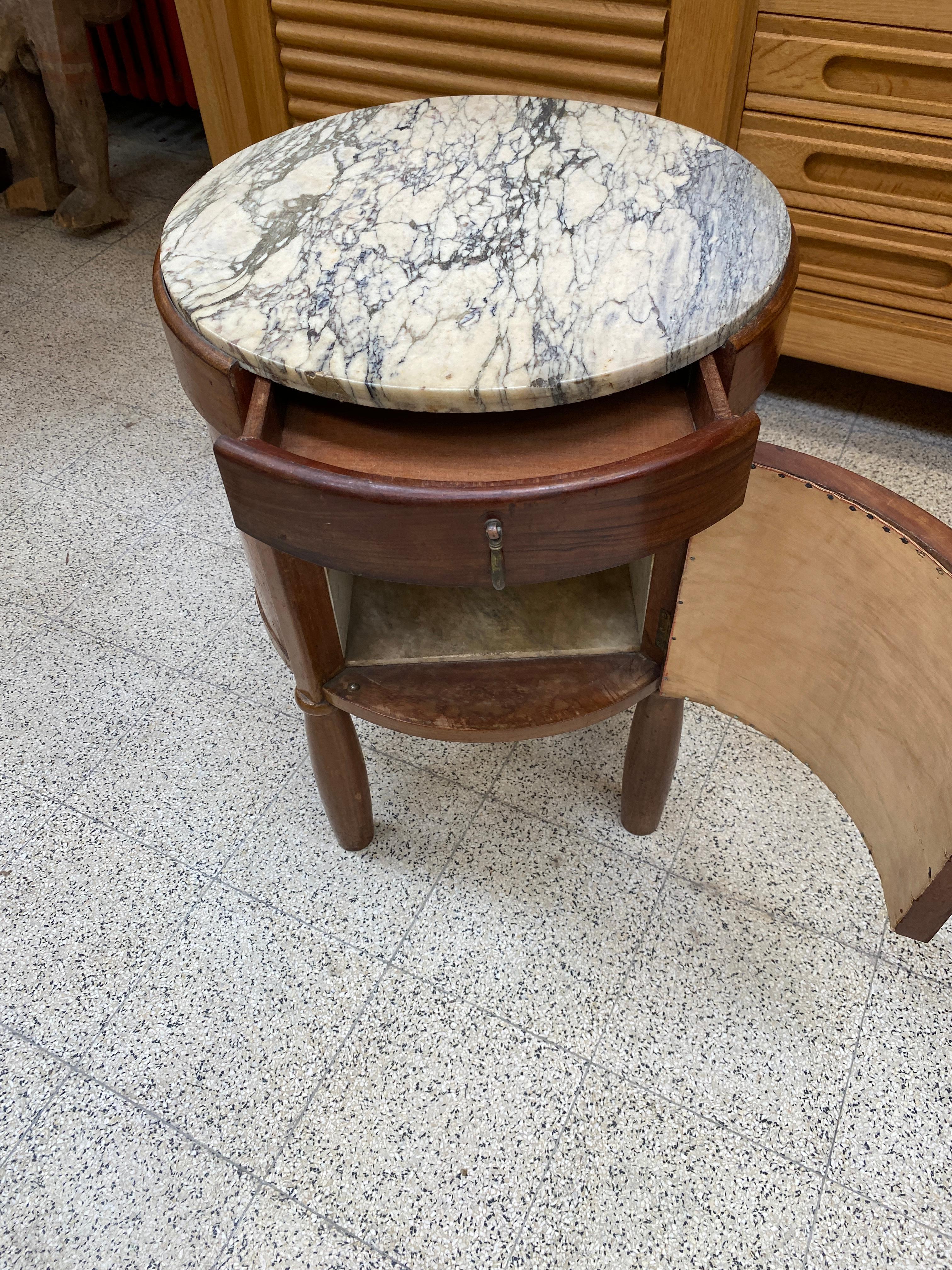 2 Art Deco Bedside Tables in Mahogany, Amboyna Burl and Marble, circa 1930 For Sale 8