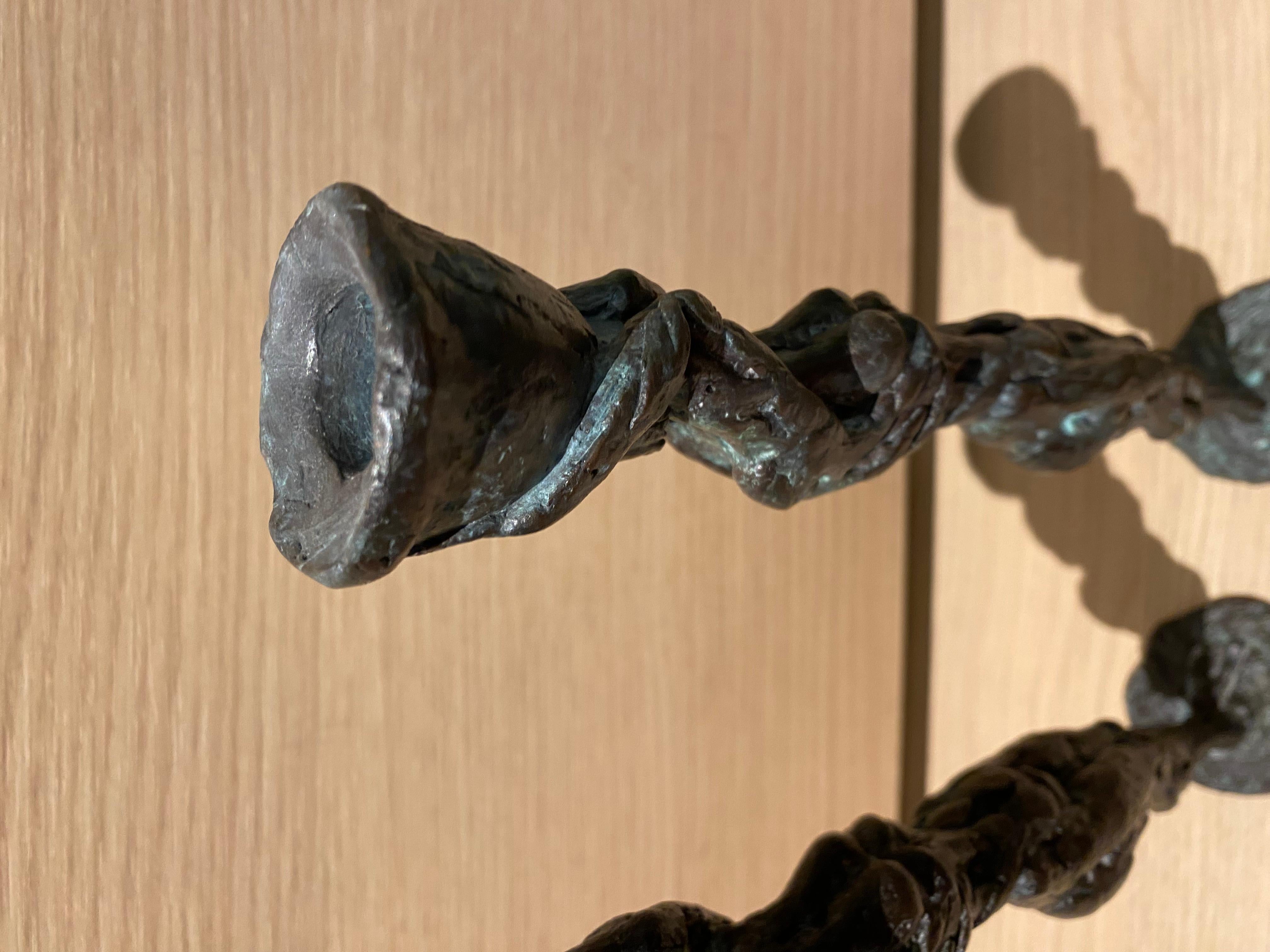 2 Chandeliers Art Déco en bronze d'après Alberto Giacometti, signés A. Moreno en vente 6