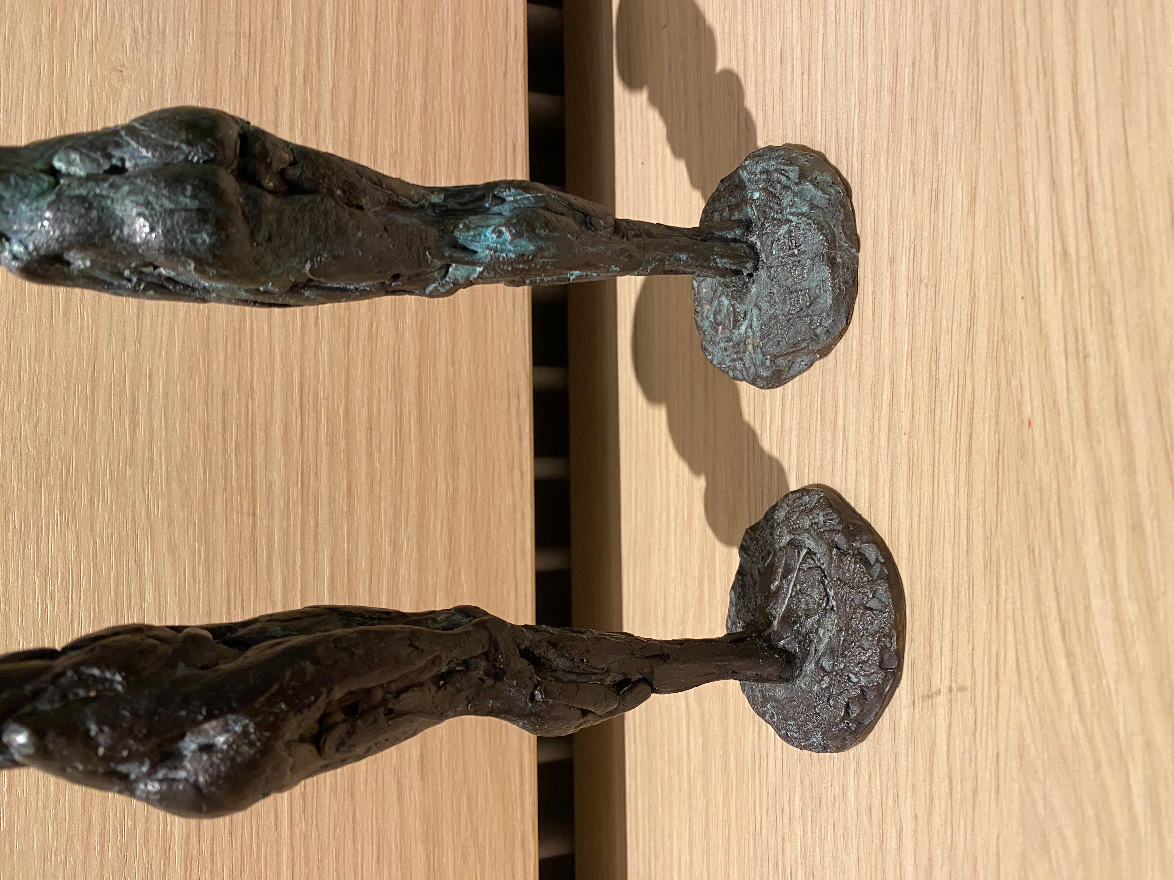2 Chandeliers Art Déco en bronze d'après Alberto Giacometti, signés A. Moreno en vente 8
