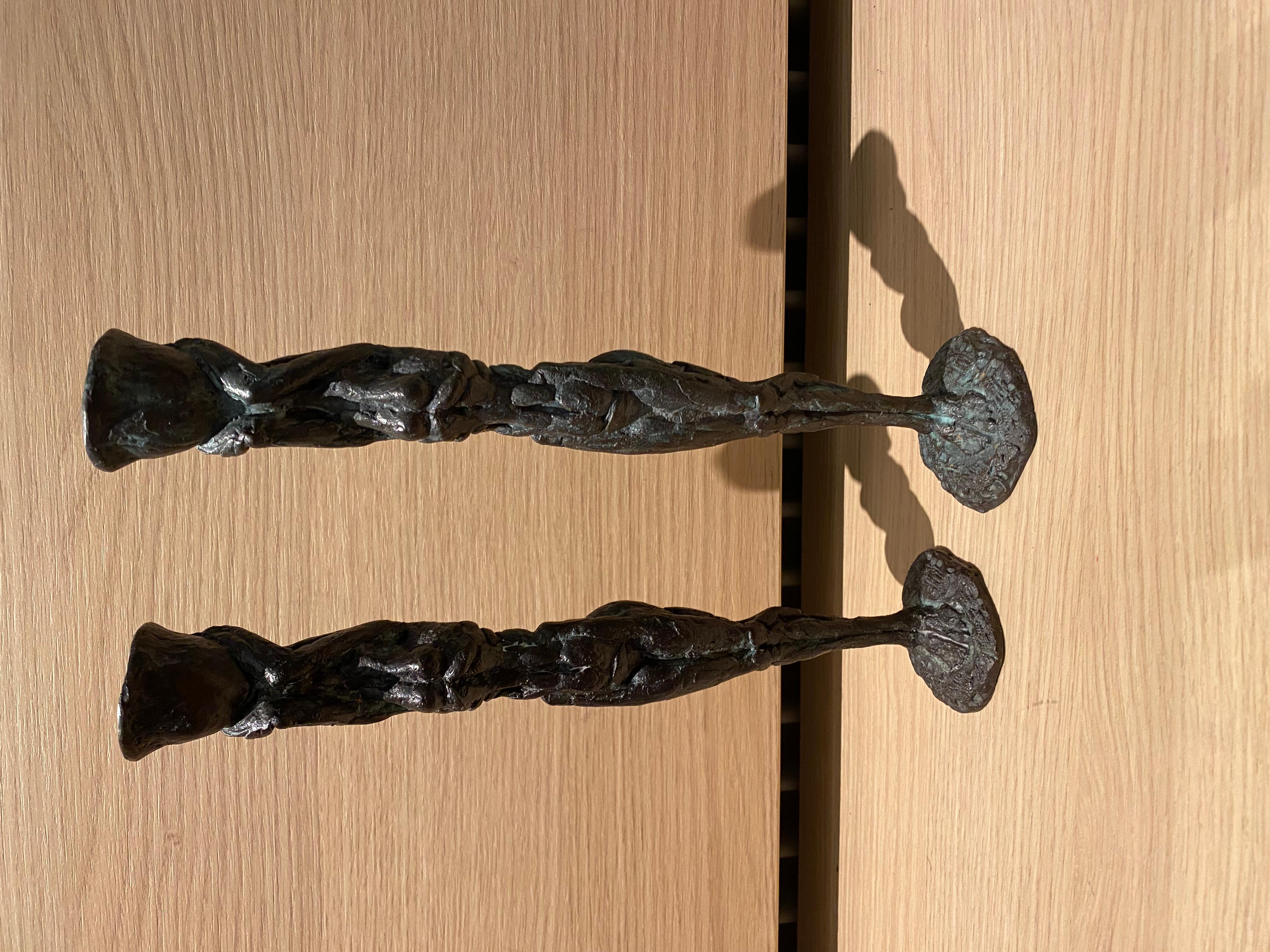Espagnol 2 Chandeliers Art Déco en bronze d'après Alberto Giacometti, signés A. Moreno en vente