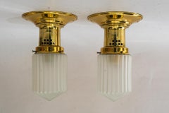 2 Art deco Deckenlampen mit Kathedralgläsern Wien um 1920er Jahre