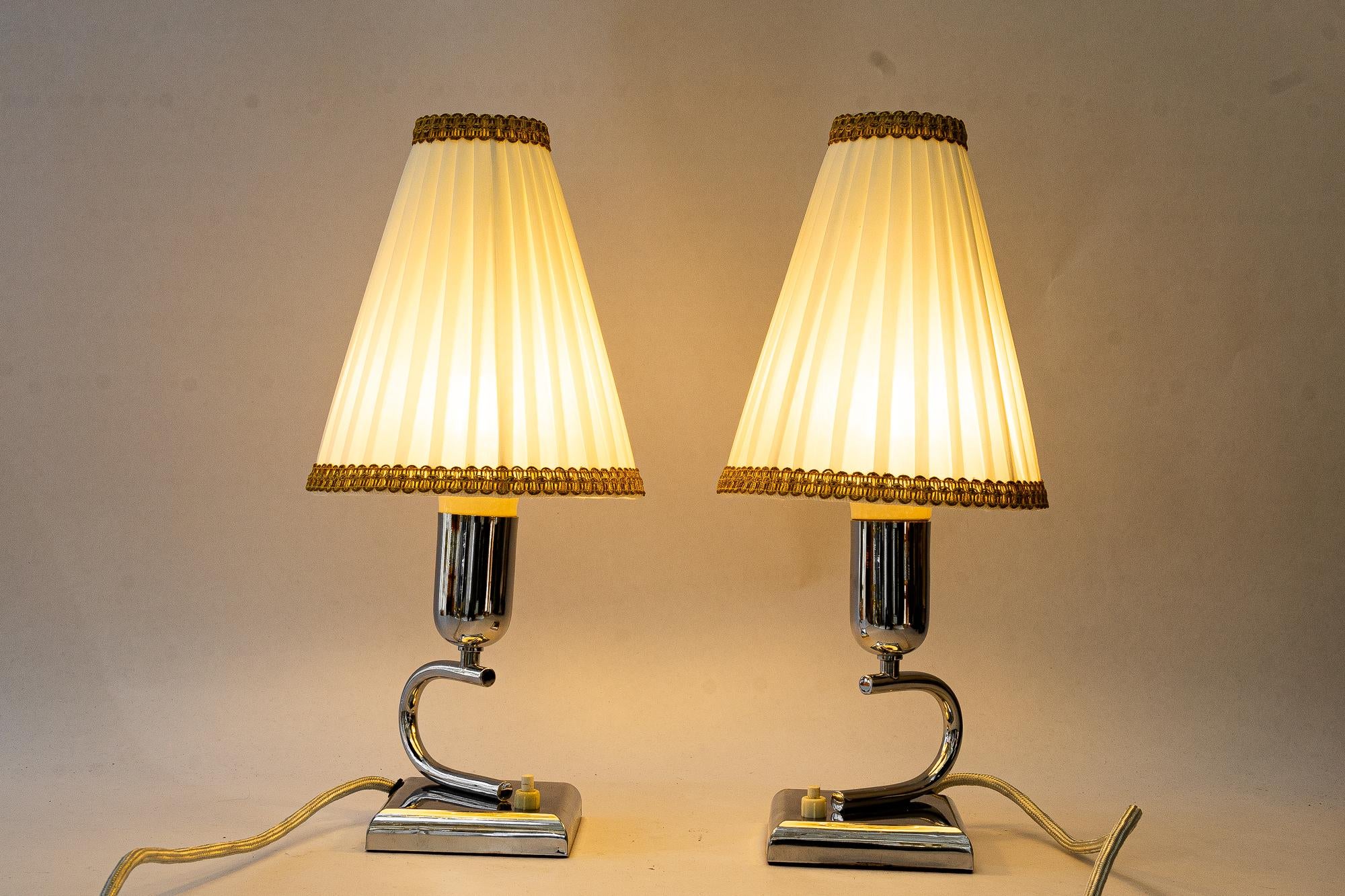 2 lampes de bureau Art Déco avec abat-jour en tissu d'origine viennoise des années 1920 en vente 7
