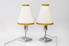 2 lampade da tavolo Art Deco Chrome con paralumi originali in tessuto vienna 1920 circa