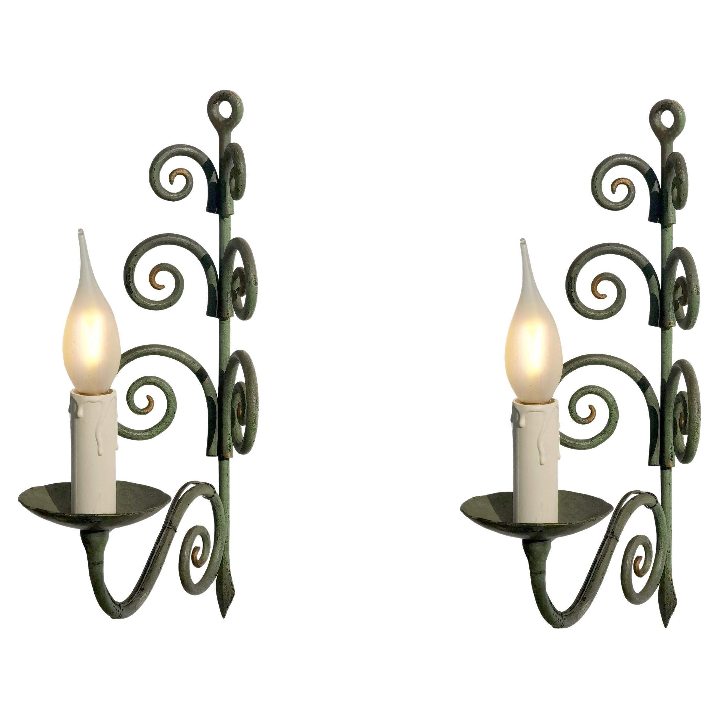 2 LÁMPARAS DE PARED DE HIERRO FORJADO ART-DECO NEOCLÁSICAS SHABBY-CHIC, Francia 1930