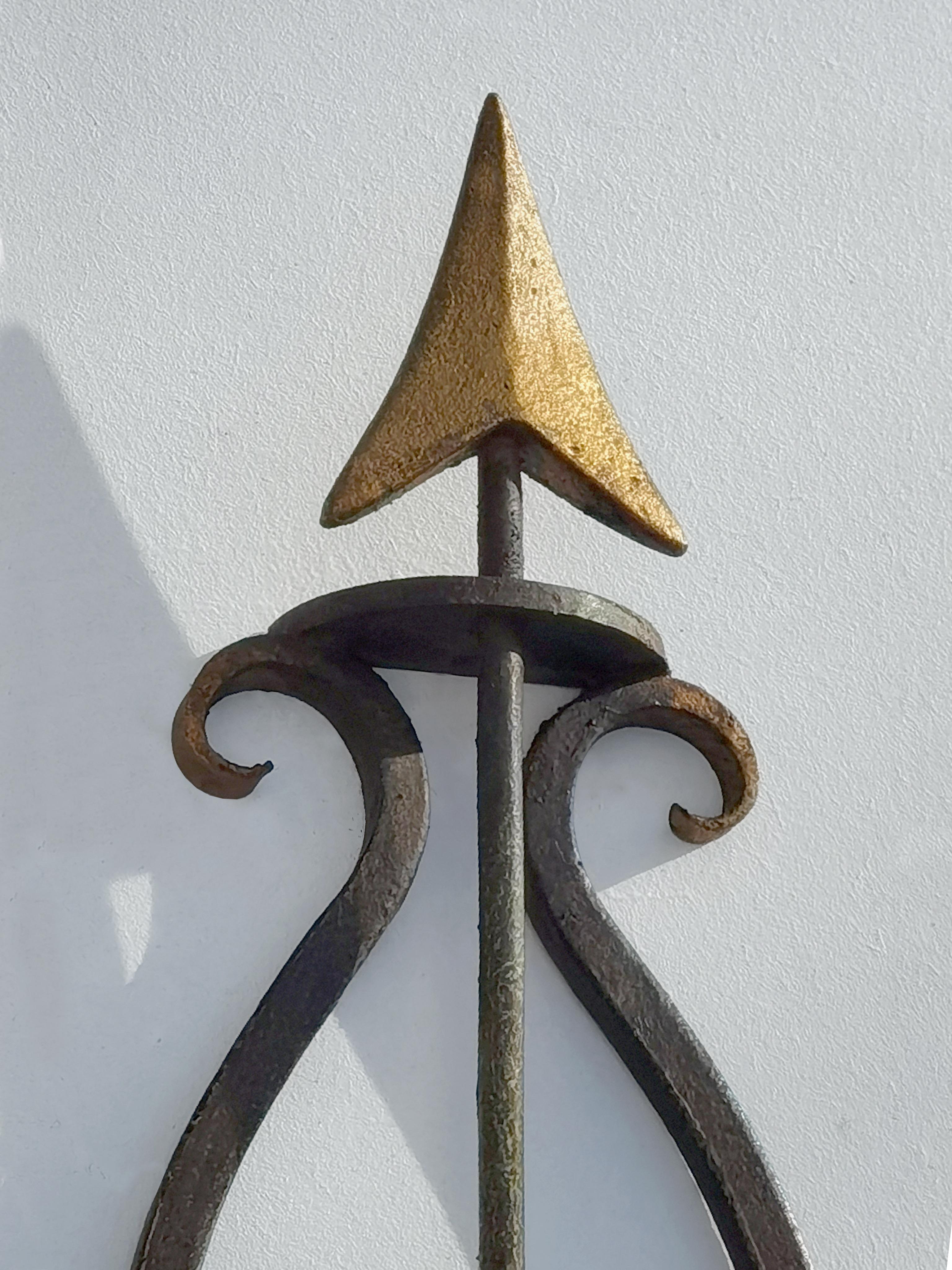 Art Déco 2 LAMPADE DA PARETE NEOCLASSICHE ART-DECO in ferro battuto di RAYMOND SUBES, Francia 1930 in vendita