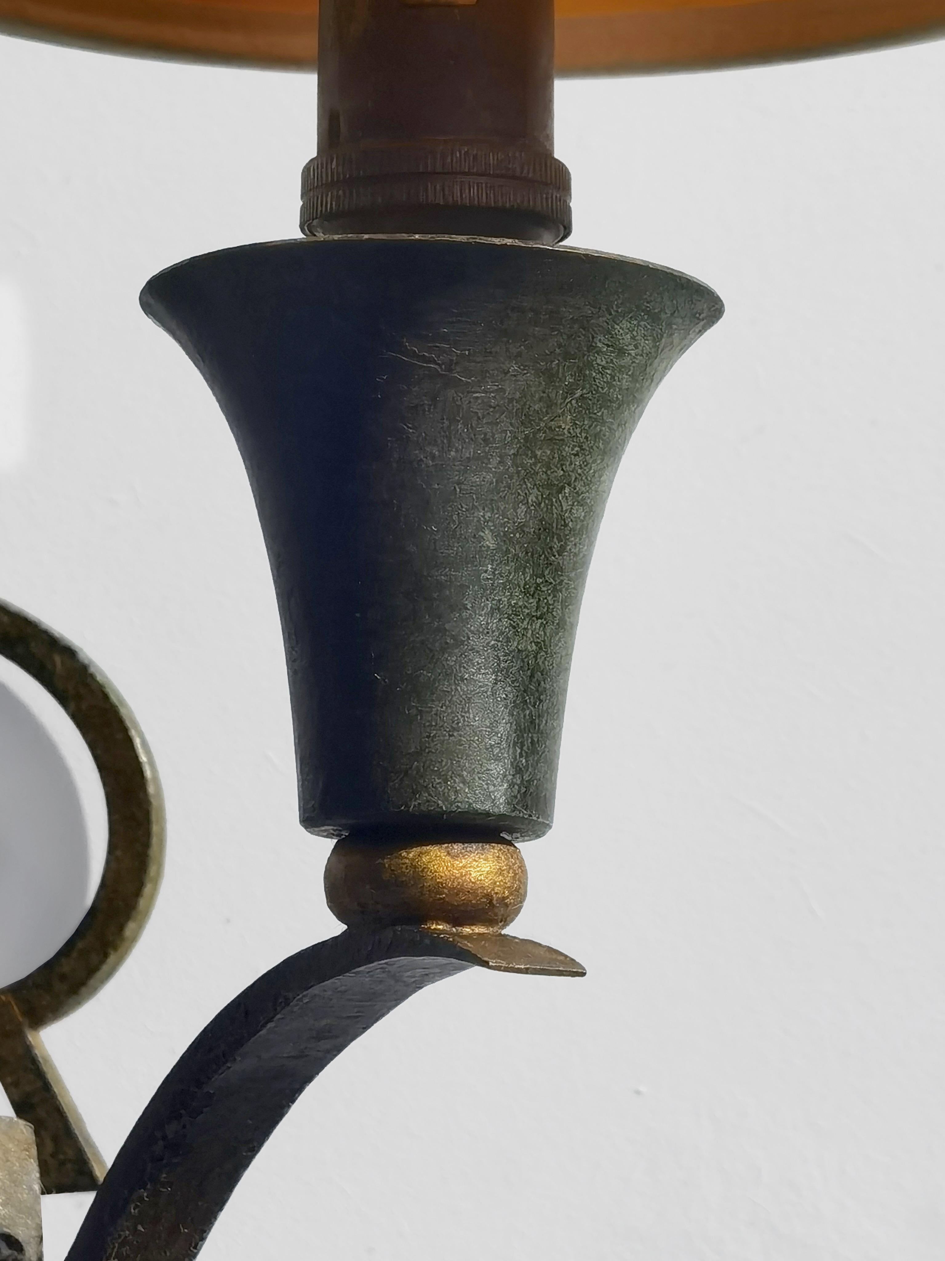 Ferro battuto 2 LAMPADE DA PARETE NEOCLASSICHE ART-DECO in ferro battuto di RAYMOND SUBES, Francia 1930 in vendita