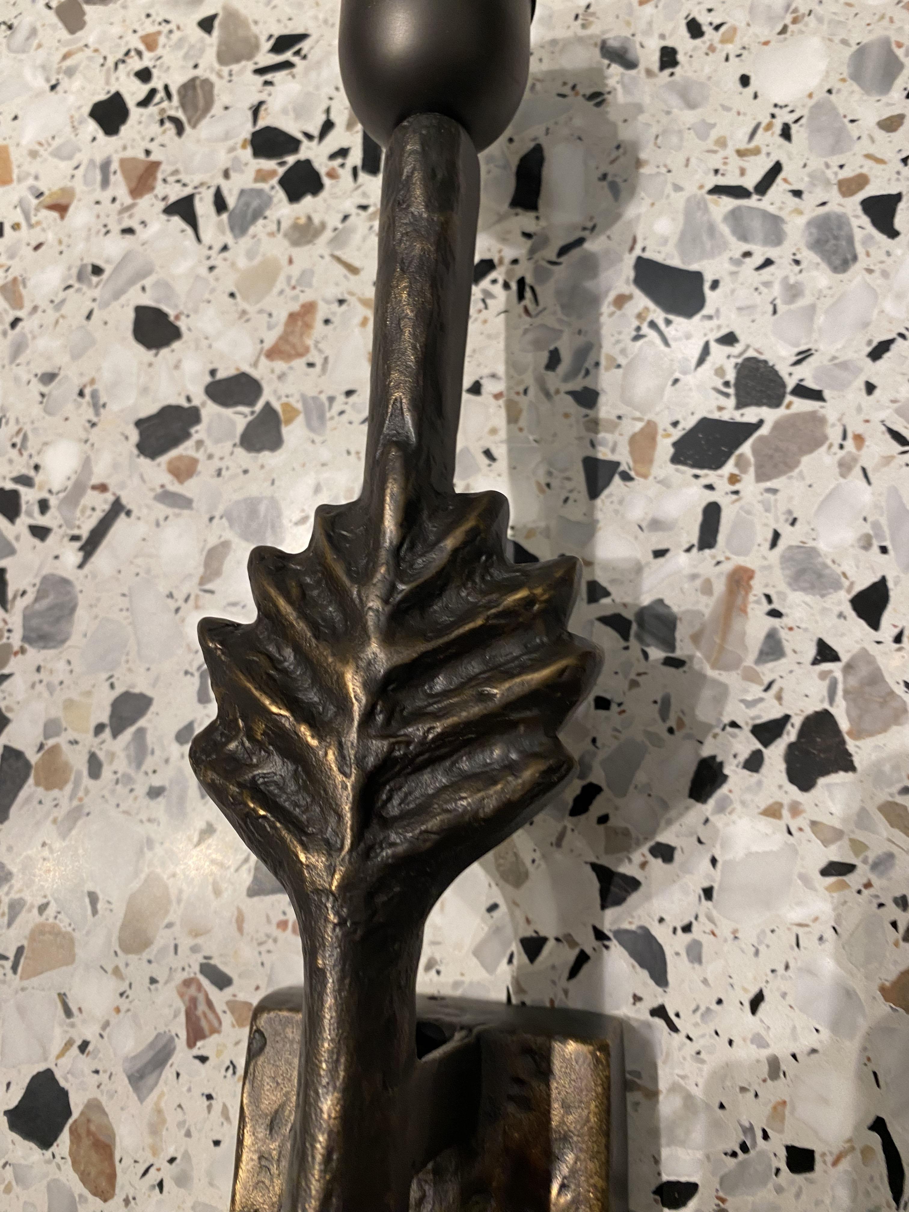 2 Art Deco style Bronze Leaf sconce after Giacometti, by Lucien Gau en Bueno estado para la venta en Lille, FR