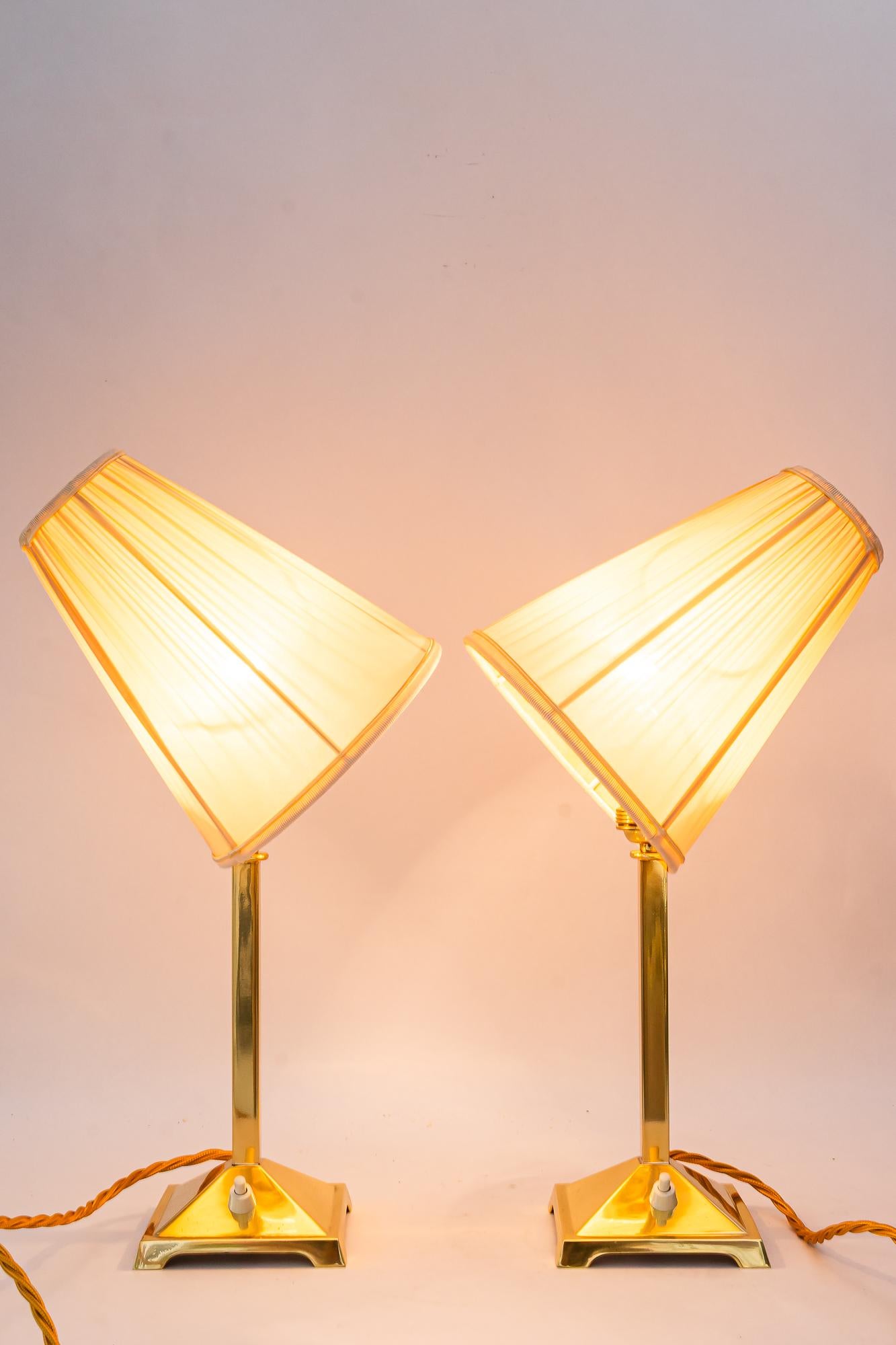 2 Art Deco Tischlampen mit Stoffschirmen Wien um 1920er Jahre im Angebot 8