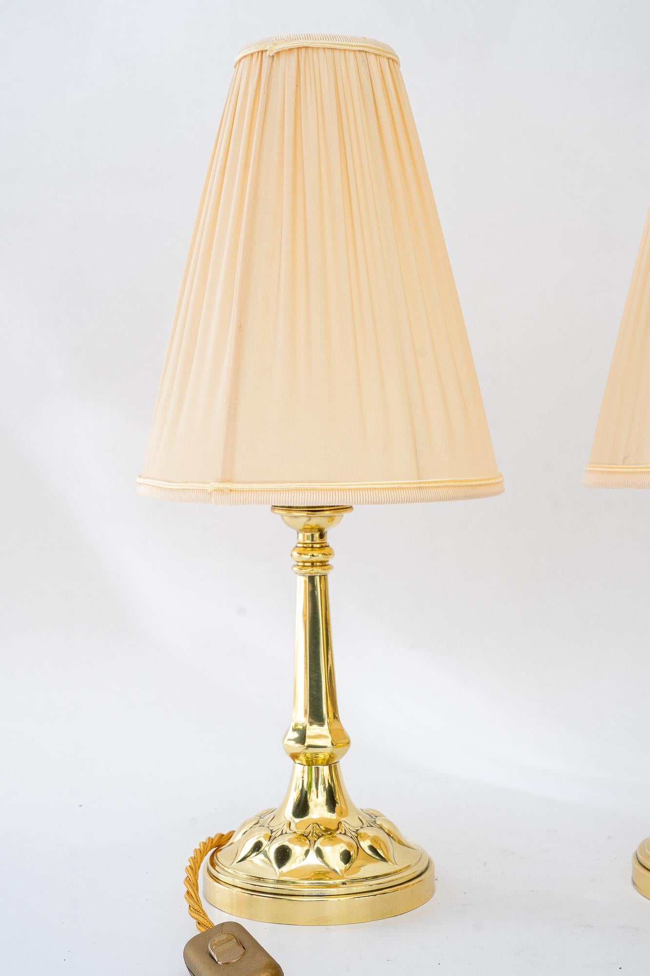 Art déco 2 lampes de bureau Art Déco avec abat-jour en tissu viennoise des années 1920 en vente
