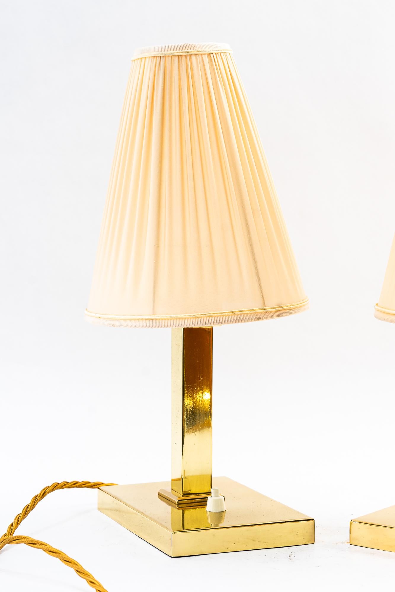 Art Déco 2 lampade da tavolo Art Deco con paralumi in tessuto vienna 1920 circa in vendita