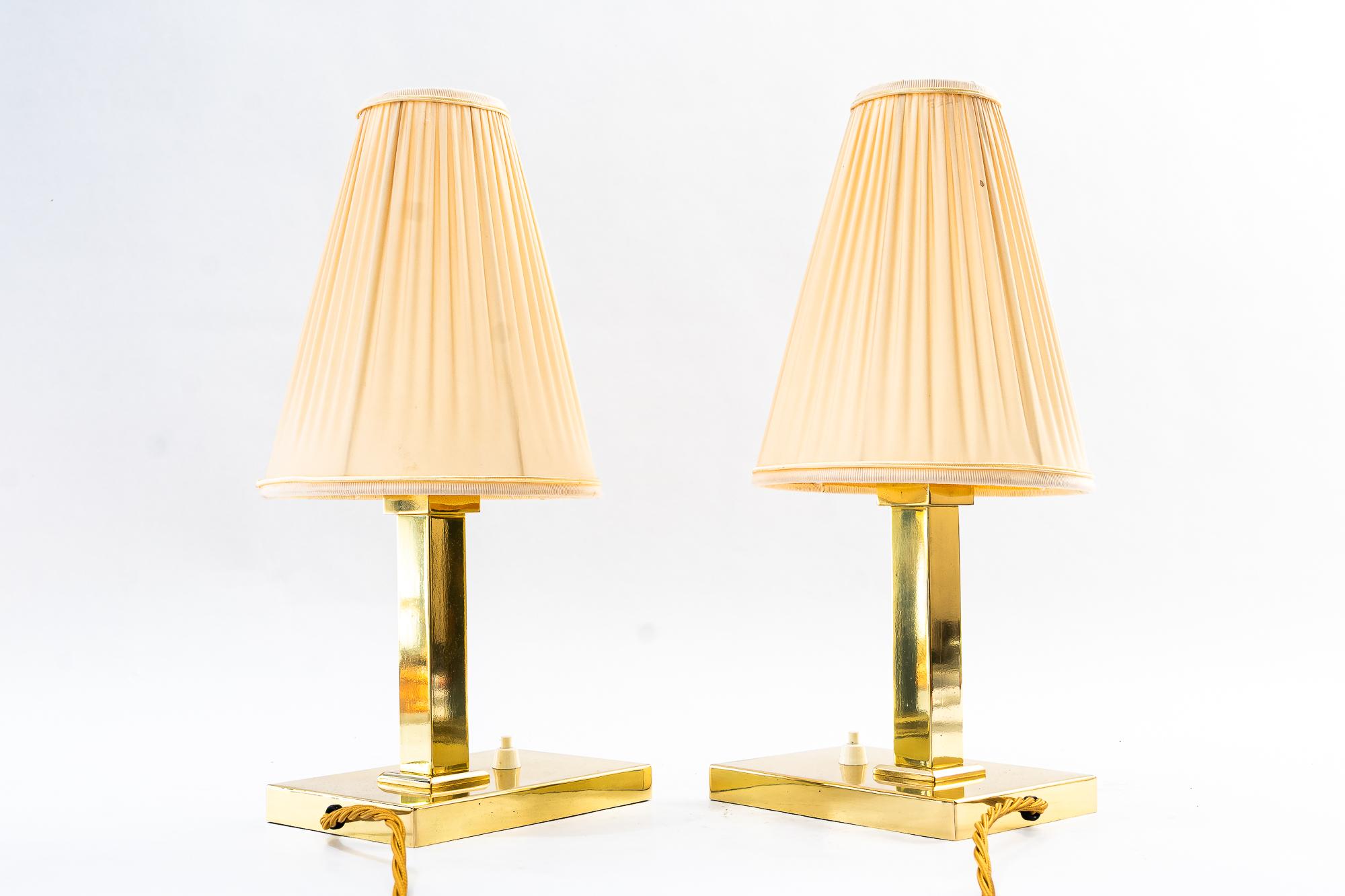 Laccato 2 lampade da tavolo Art Deco con paralumi in tessuto vienna 1920 circa in vendita